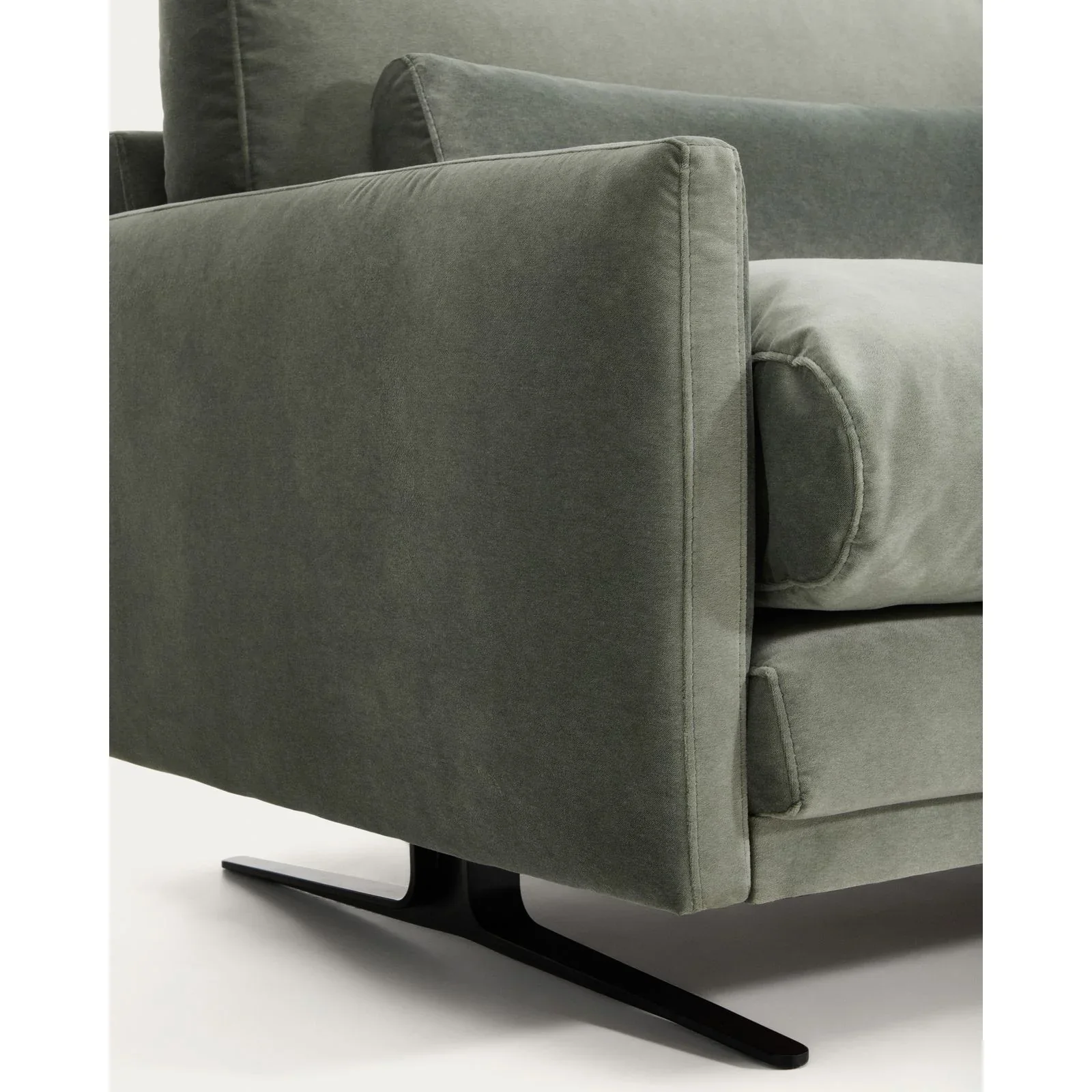 2-Sitzer-Sofa Veliro aus grünem Samt mit Stahlbeinen in schwarzer Ausführung, 210 cm FSC Mix Credit - Image 10