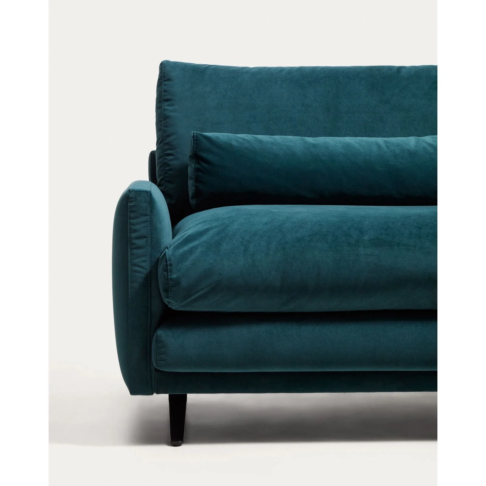 2-Sitzer-Sofa Veliro, schwer entflammbar, mit Samt und Stahlbeinen mit schwarzem Finish, 210 cm, FSC Mix Credit - Image 6