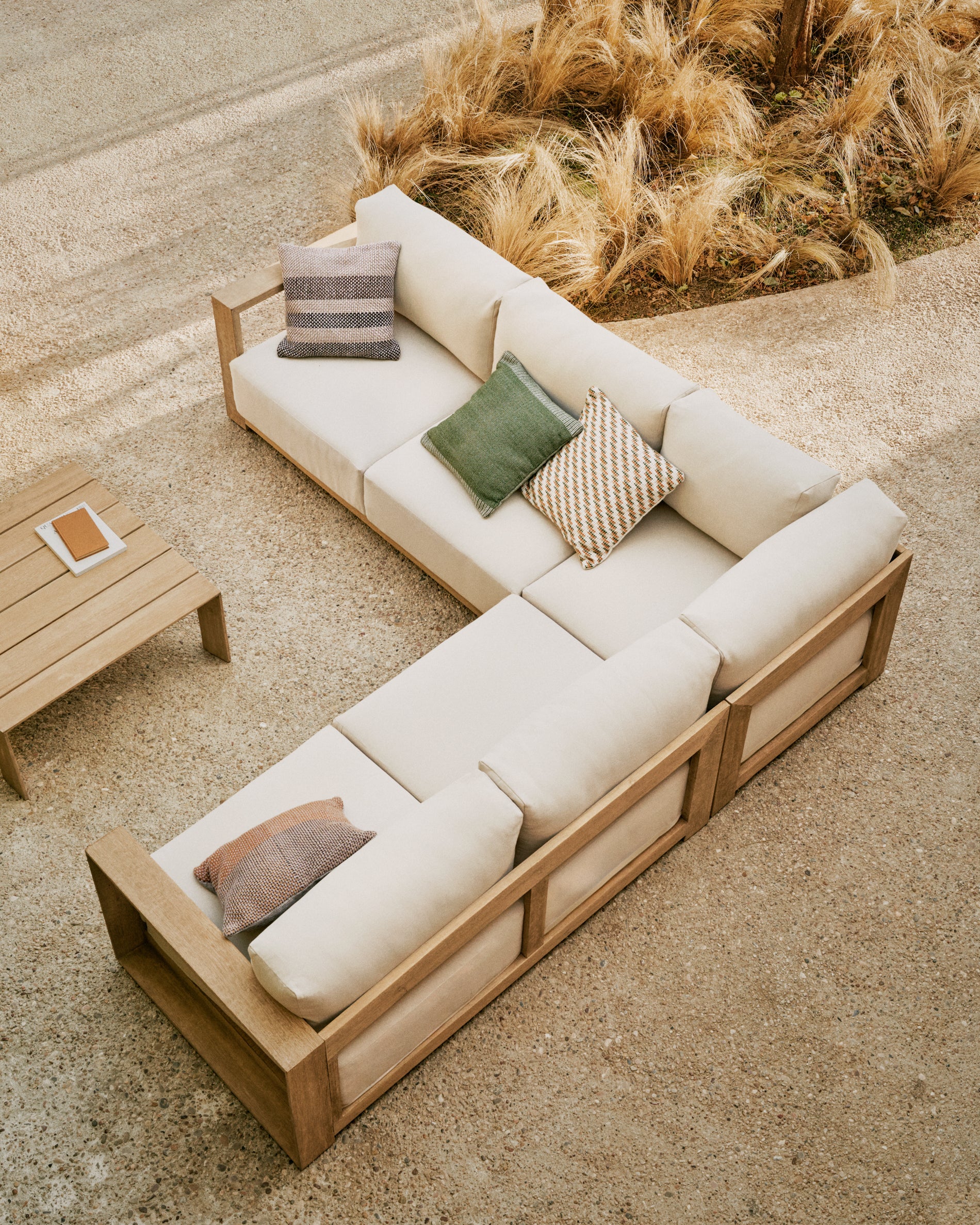 5-Sitzer-Ecksofa Ambra aus massivem Akazienholz mit hellem Finish 248 cm - Image 3