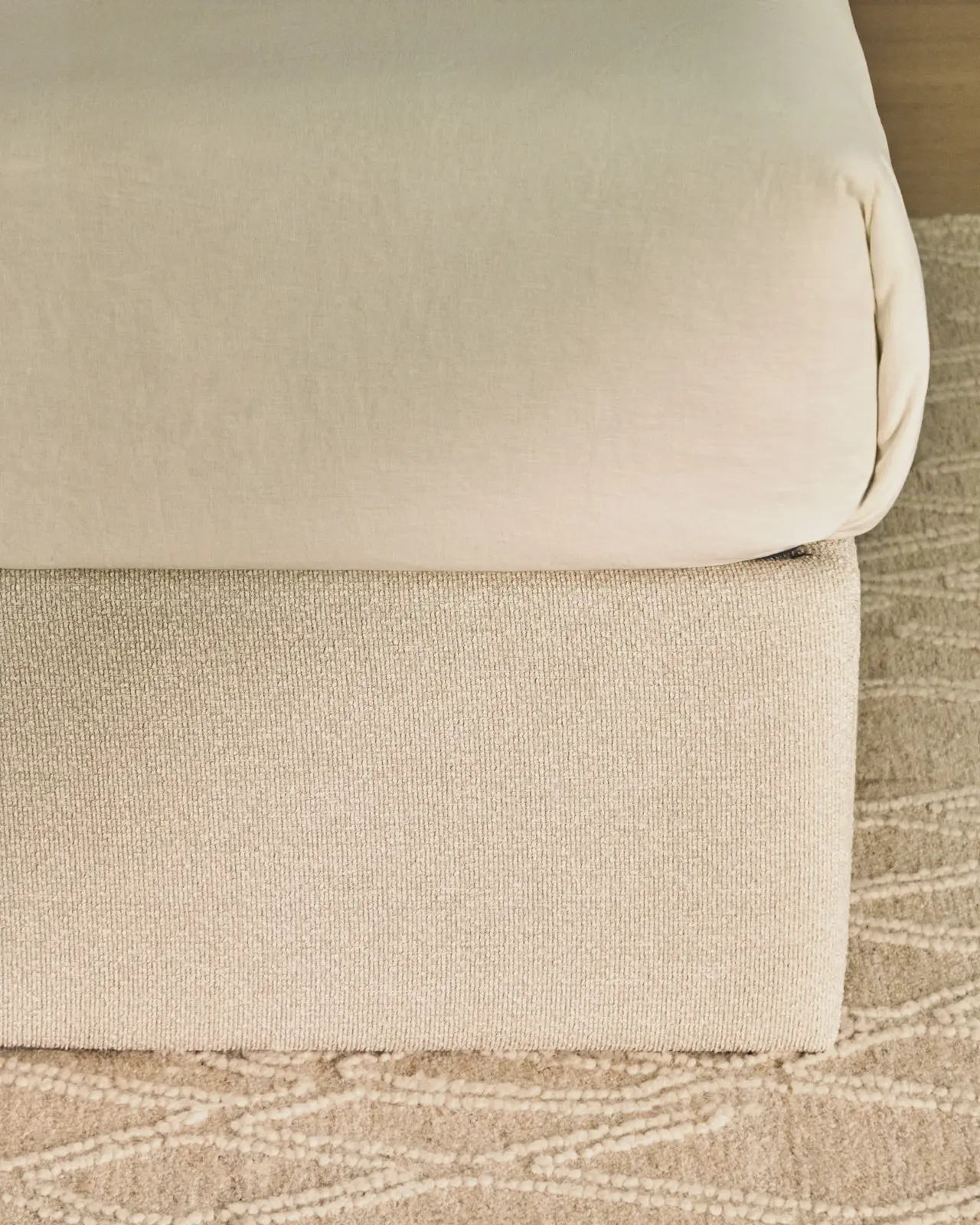 Abziehbares, aufklappbares Bett mit Stauraum Nelzi für Matratzengröße 160 x 200 cm in ecrufarbener Chenille, 100 % FSC - Image 5