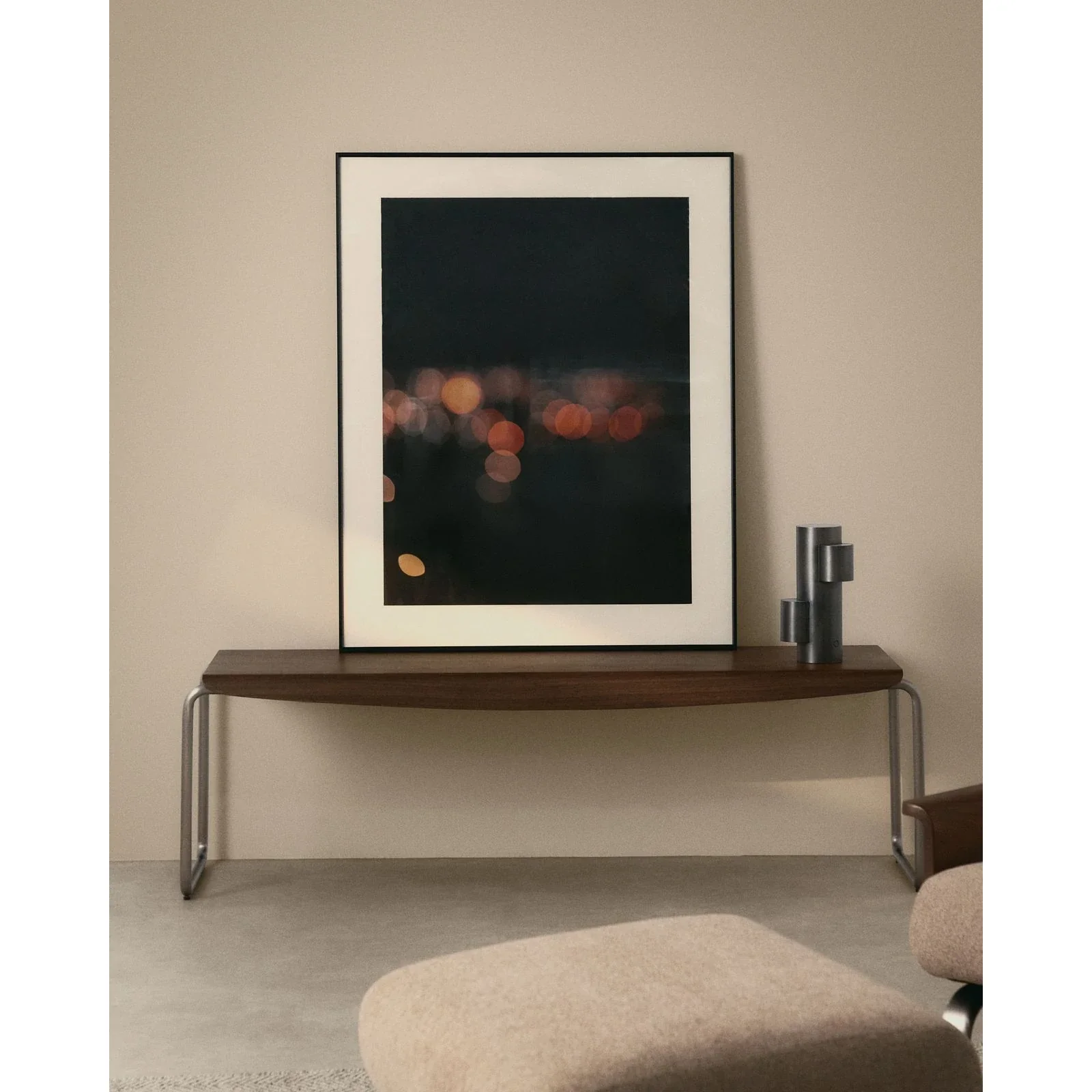 Bank Tarsel aus Nussbaumfurnier FSC 100% mit Gestell aus gebürstetem Edelstahl 142 cm - Image 2