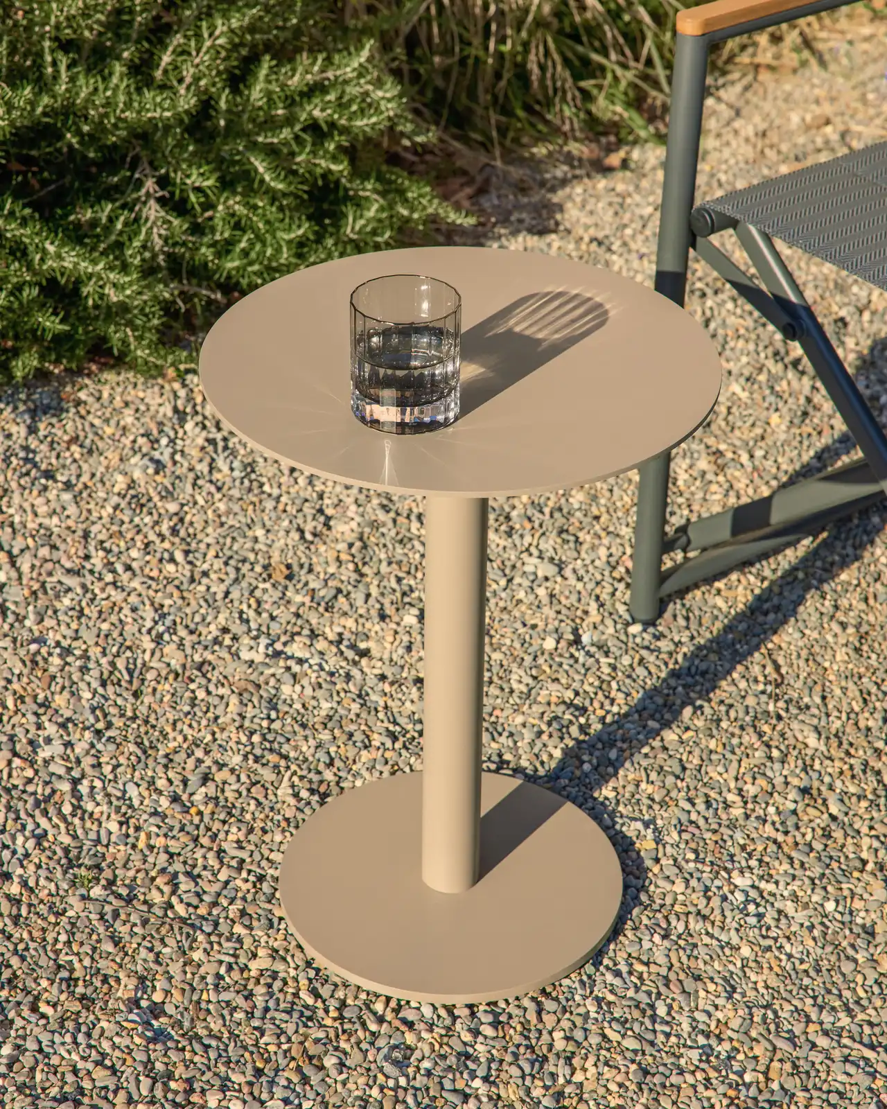 Beistelltisch Asinara aus Aluminium, Ø 40 cm - Image 13