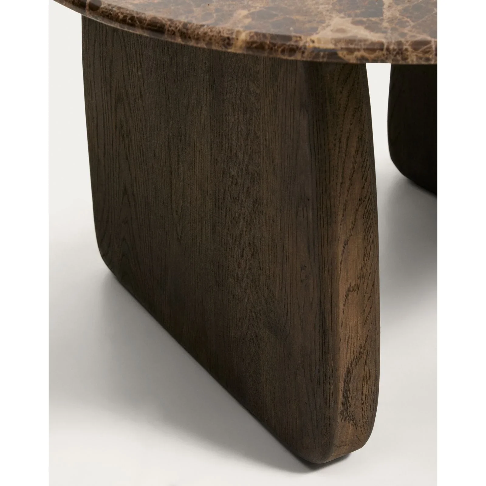 Beistelltisch Pirita aus braunem Marmor mit Beinen aus massivem Eichenholz, 71 x 70 cm, FSC 100 % - Image 7