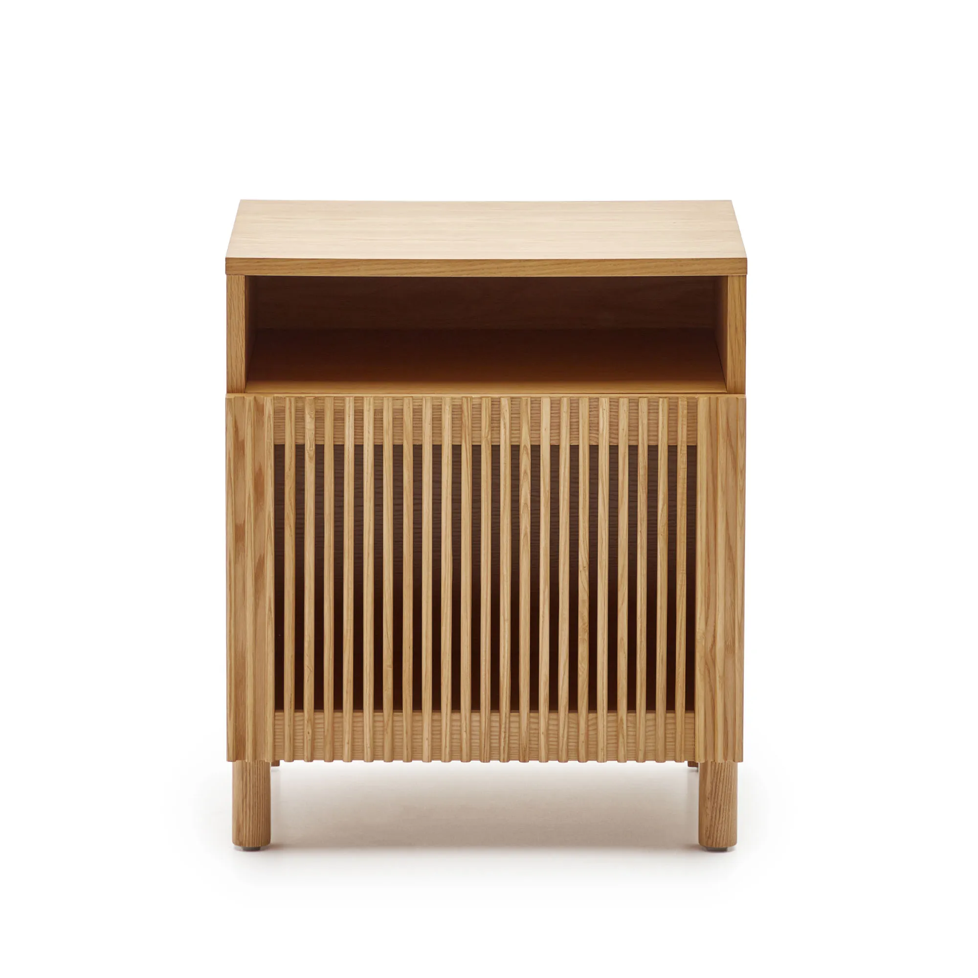 Beyla Nachttisch aus massiver Eiche und Eichenfurnier 53 x 62 cm FSC 100%