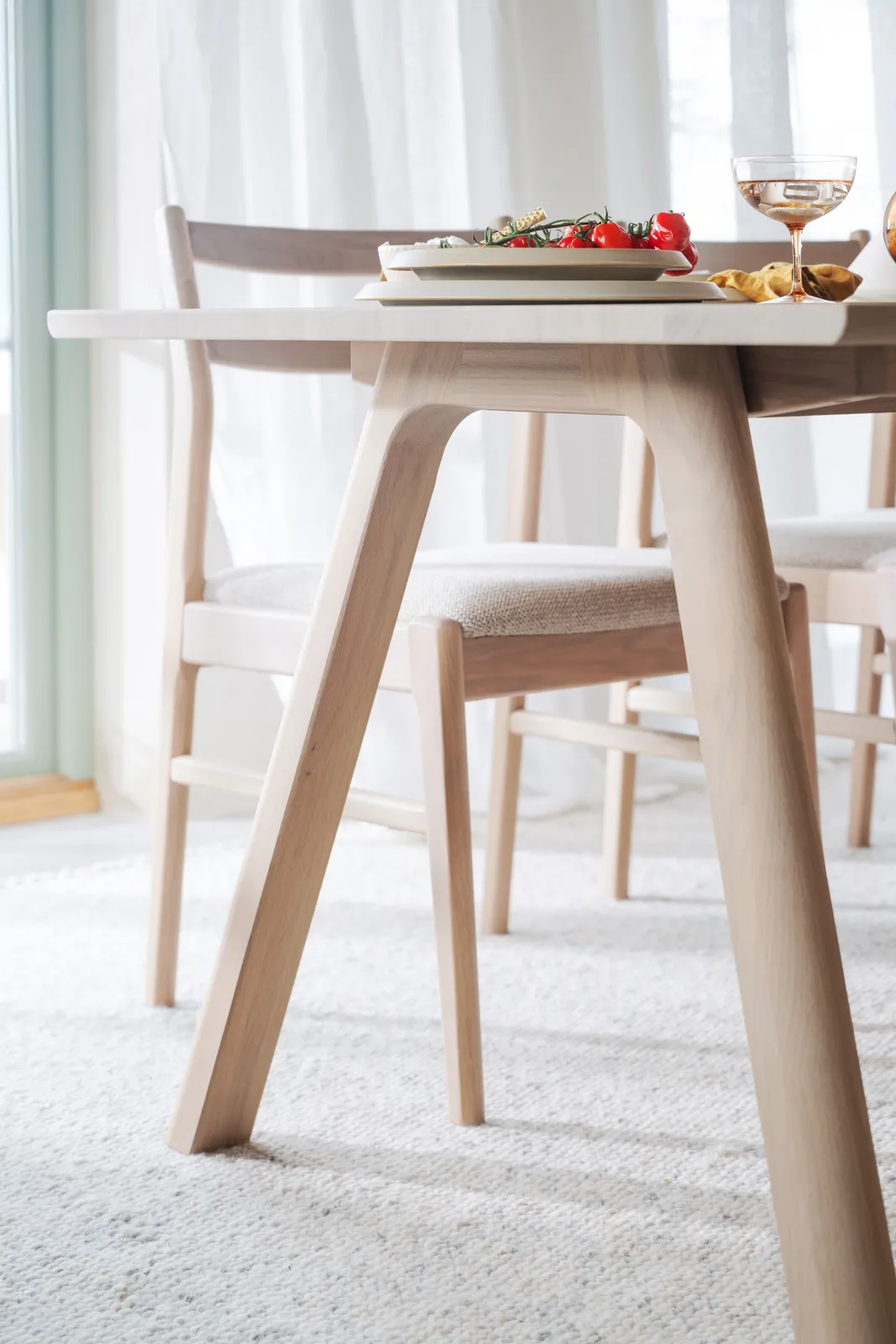 CLAPPERTON Esstisch massive Eiche Weiß pigmentiert 220x95x74cm - Image 7