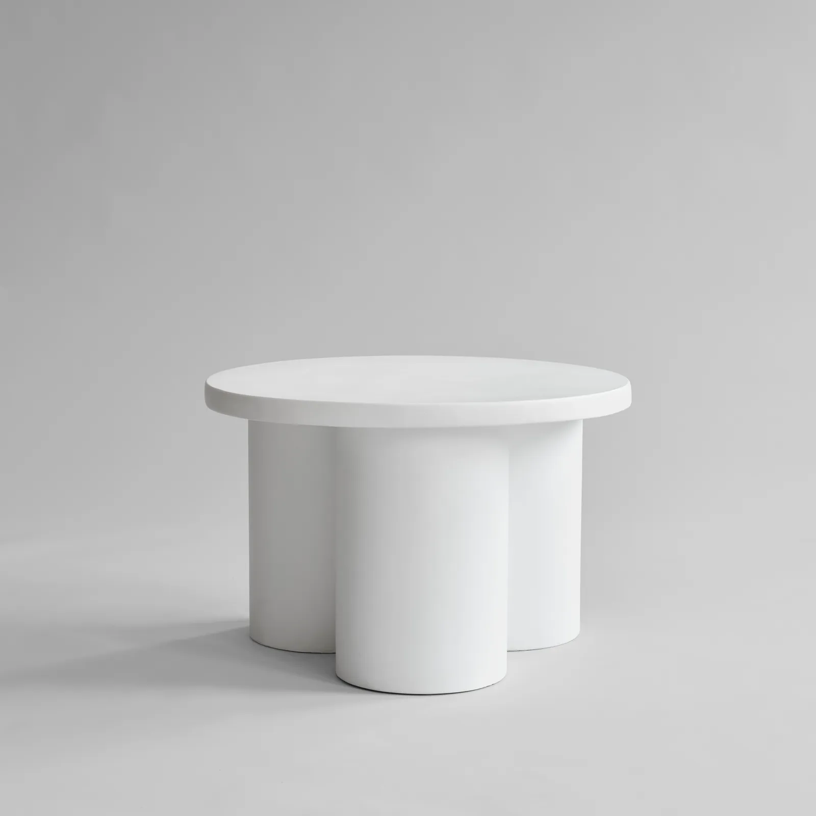 Couchtisch Big Foot, klein, aus Faserbeton, 65×65×43 cm - Image 6