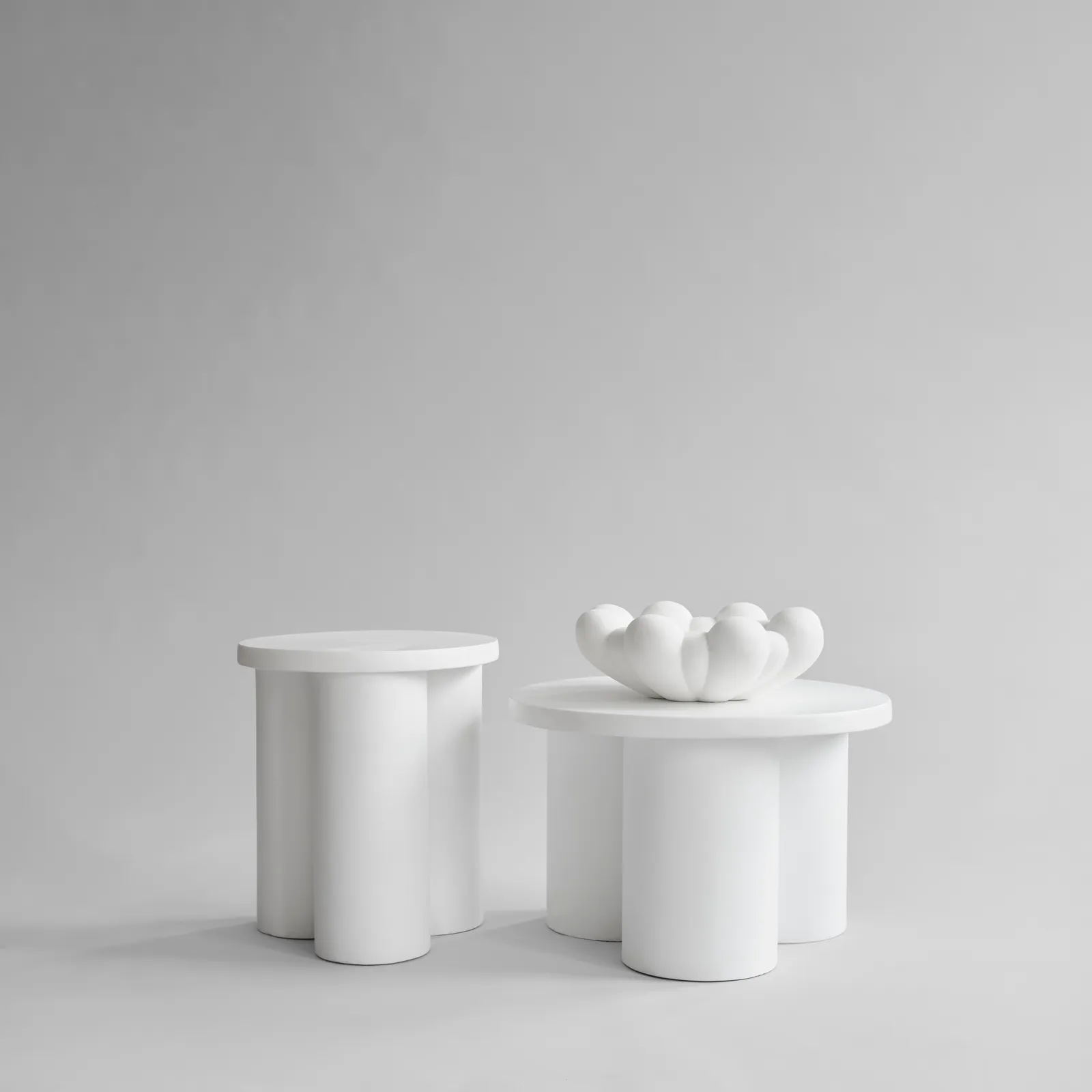 Couchtisch Big Foot, klein, aus Faserbeton, 65×65×43 cm - Image 9