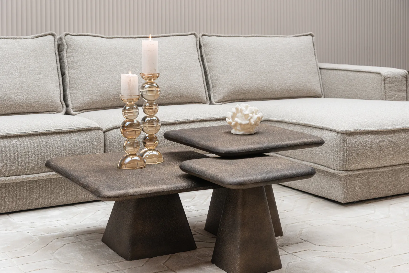 Couchtisch Marlie in brass antik 3er-Set - Image 2