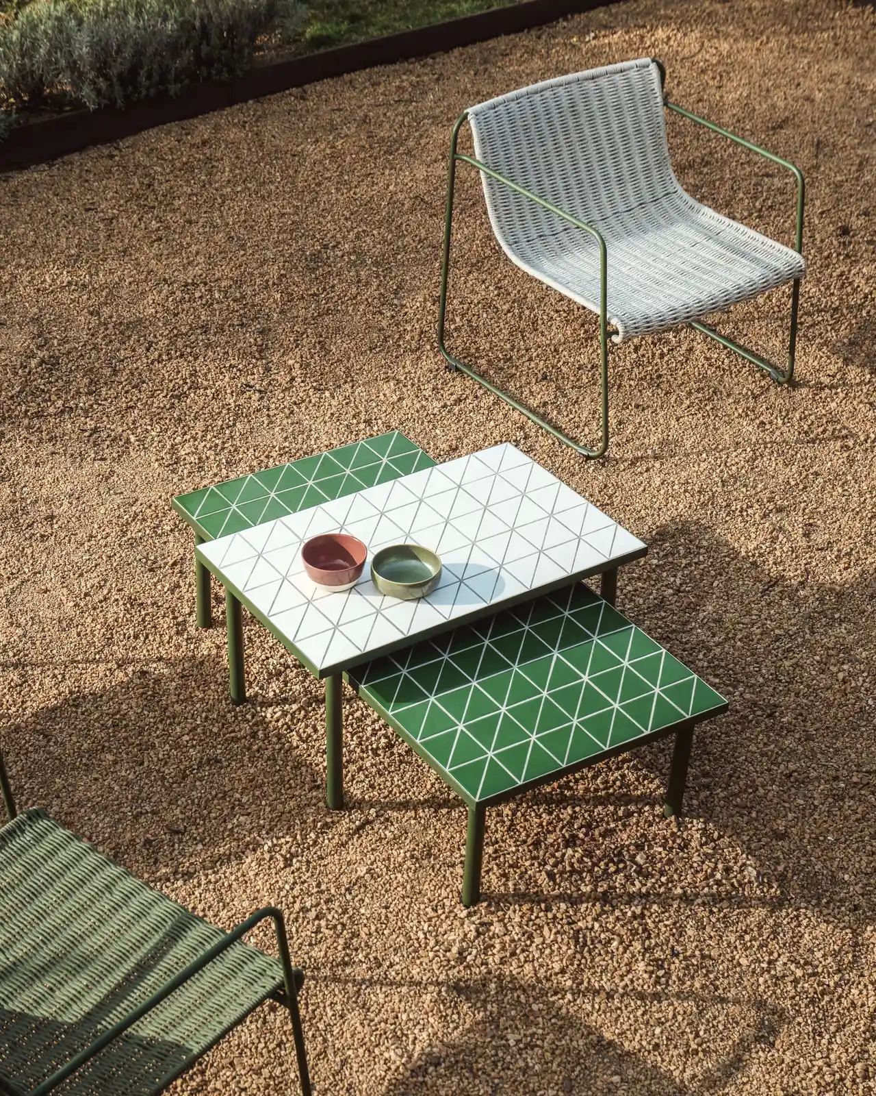 Couchtisch Maurina aus verzinktem Stahl in Grün mit grünen Kacheln, 122 x 61 cm - Image 3