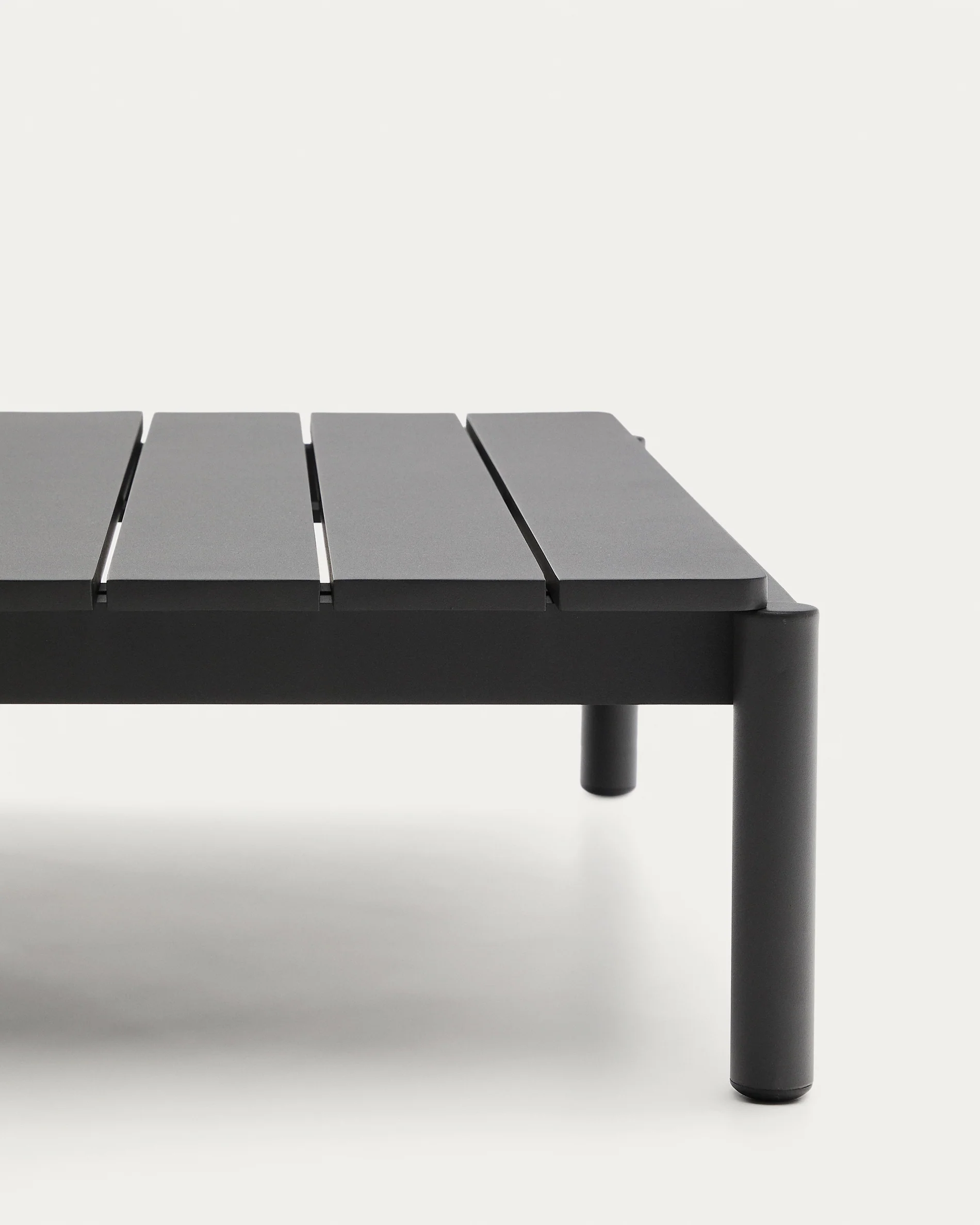 Couchtisch Sorells aus grauem Aluminium 89 x 91 cm - Image 3