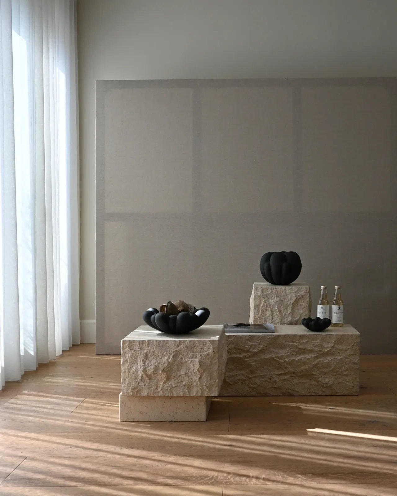 Couchtisch Temple aus Kalkstein, klein, 42x40x35 cm - Image 7