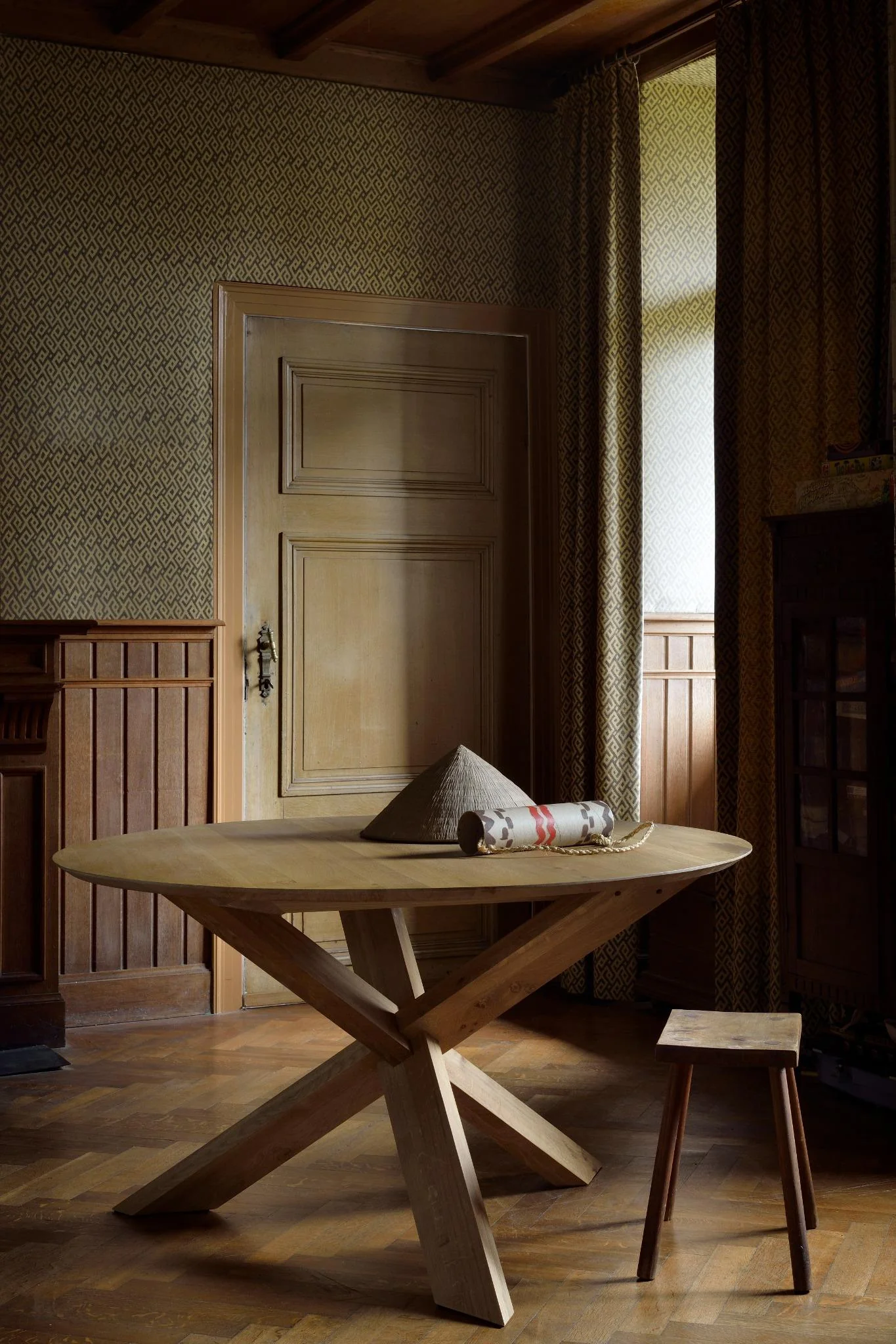 Circle Esstisch - lackierte Eiche - rund - 136 x 136 x 76 cm - Image 3
