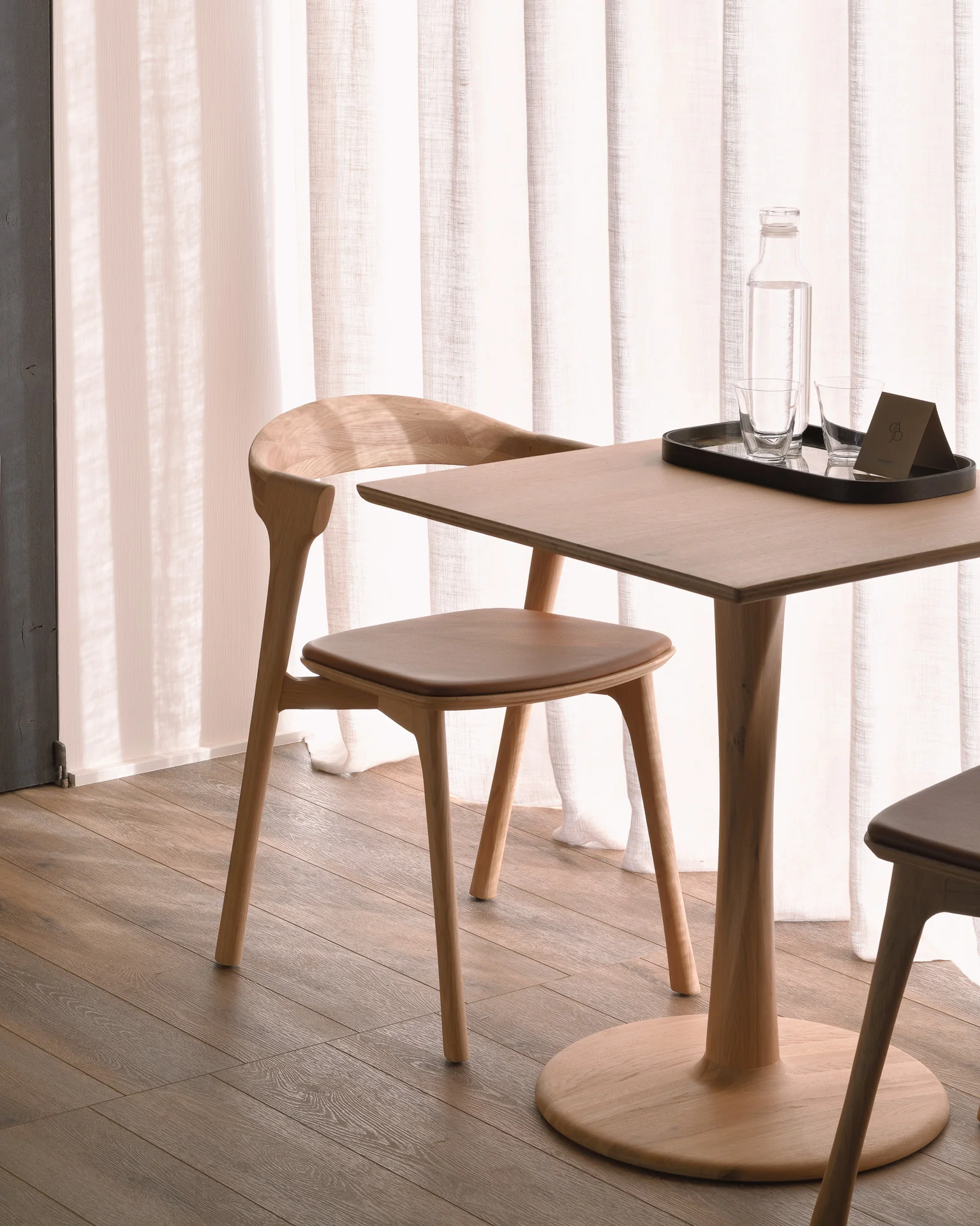 Torsion Esstisch - lackierte Eiche - quadratisch - 70 x 70 x 76 cm - Image 2