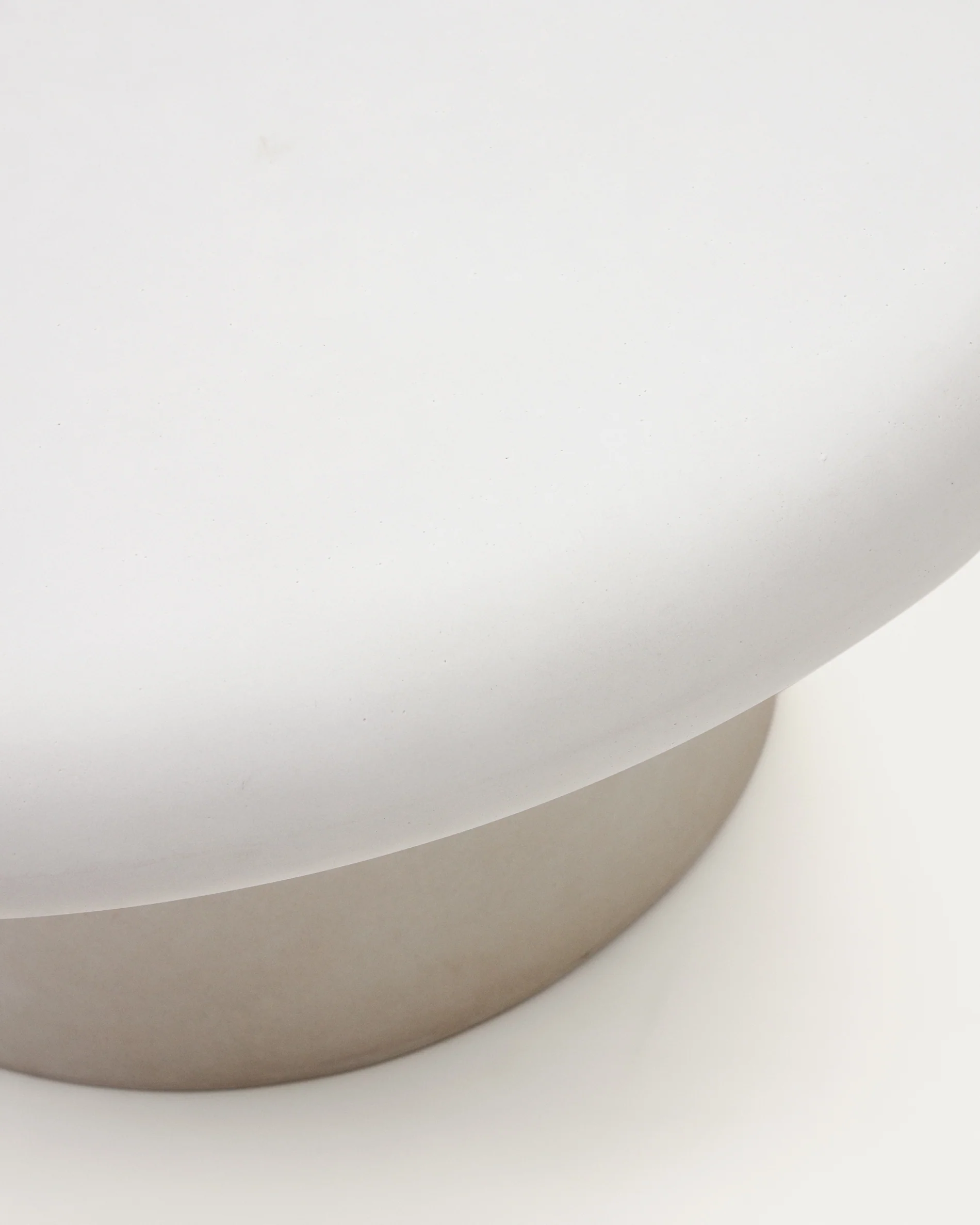 Addaia Couchtisch aus weißem Zement Ø 90 cm - Image 6