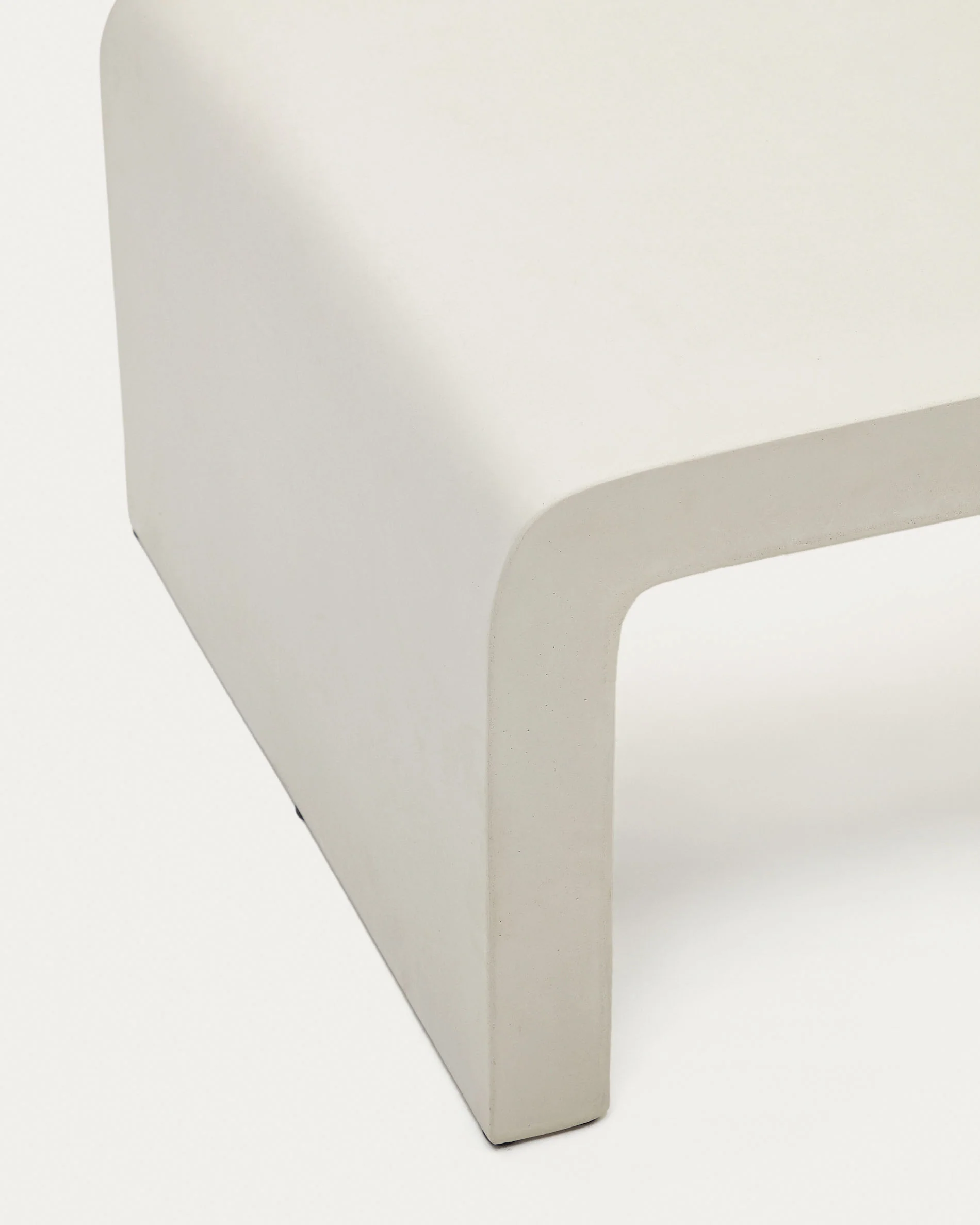 Aiguablava Couchtisch aus Zement in Weiß 135 x 65 cm - Image 5