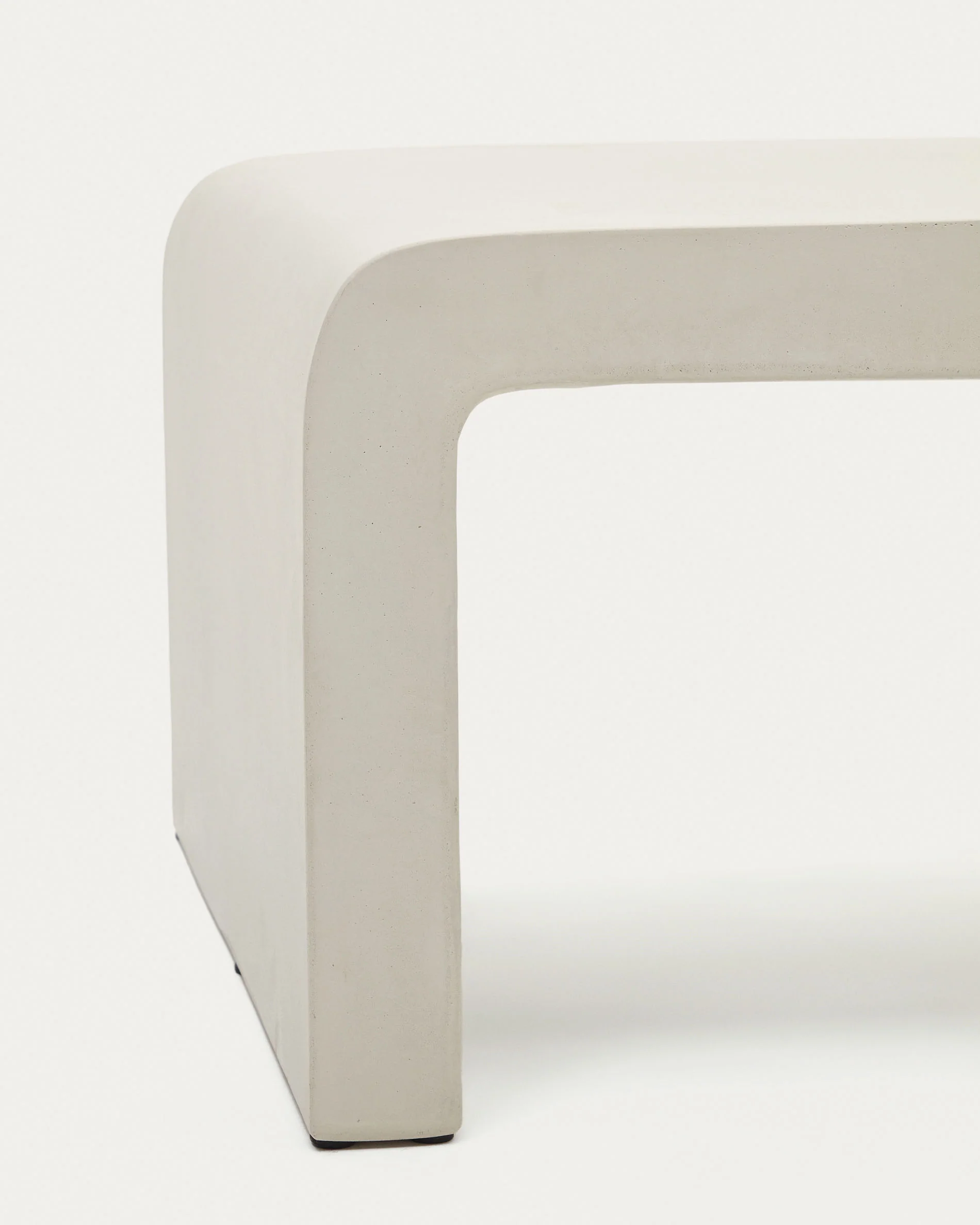 Aiguablava Couchtisch aus Zement in Weiß 135 x 65 cm - Image 6