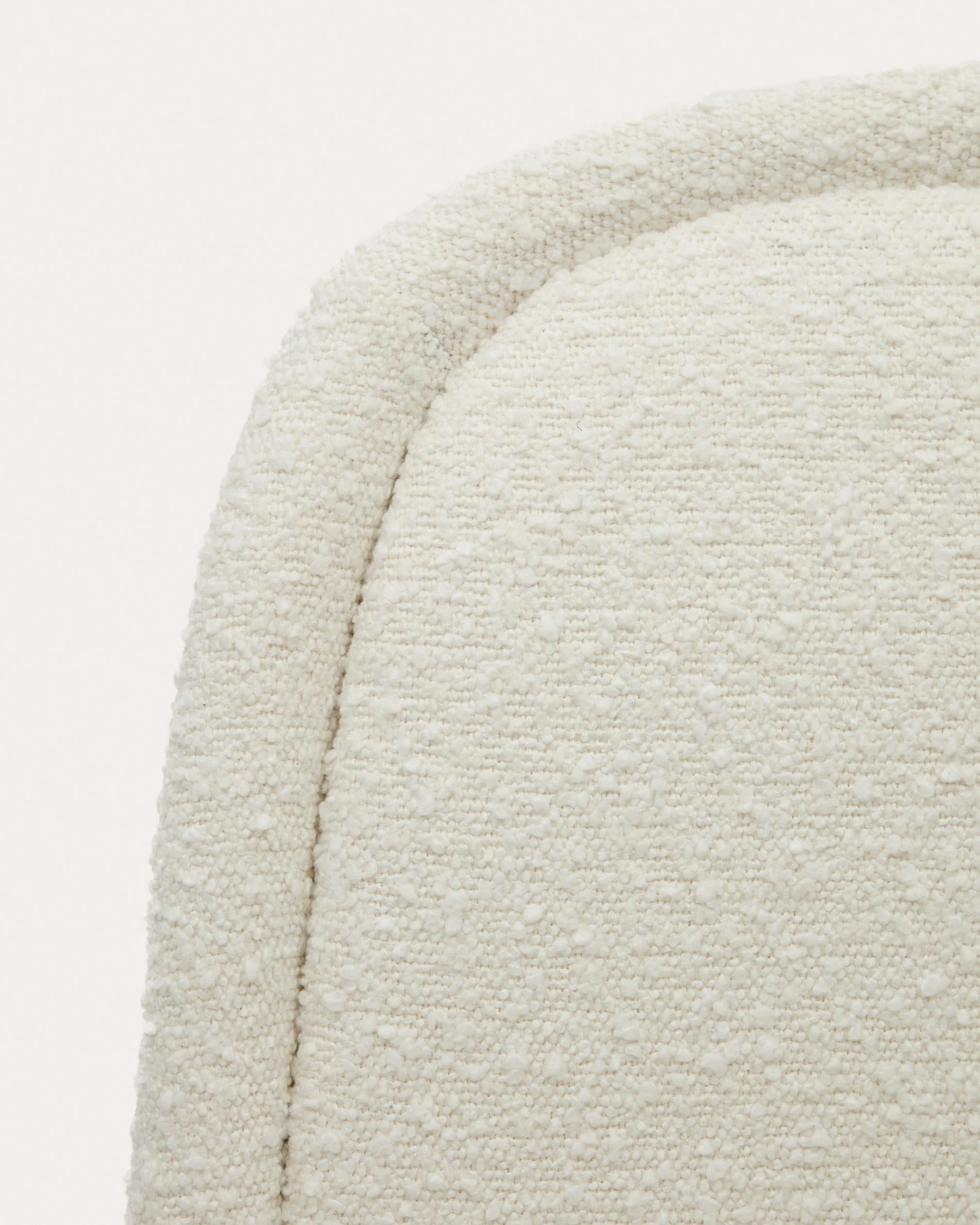 Aimin Stuhl aus weißem Bouclé und Stahlbeinen mit mattbeigem Finish - Image 14
