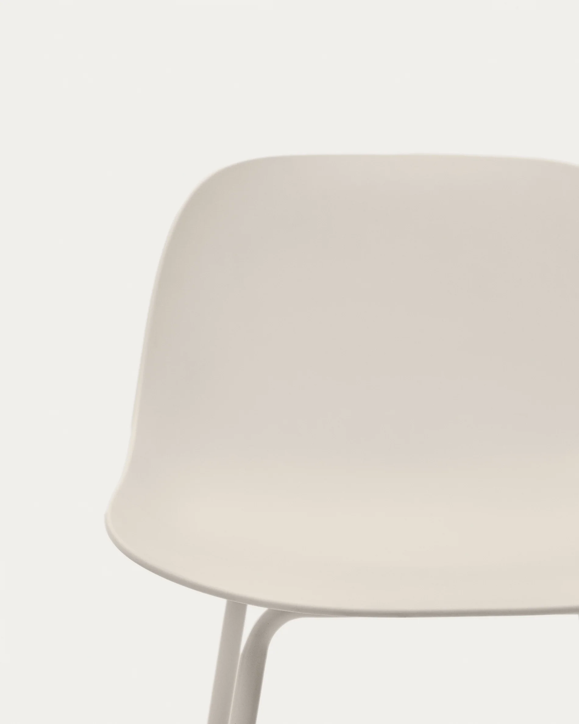 Altea beiger Hocker mit beige lackierten Stahlbeinen 75 cm - Image 5