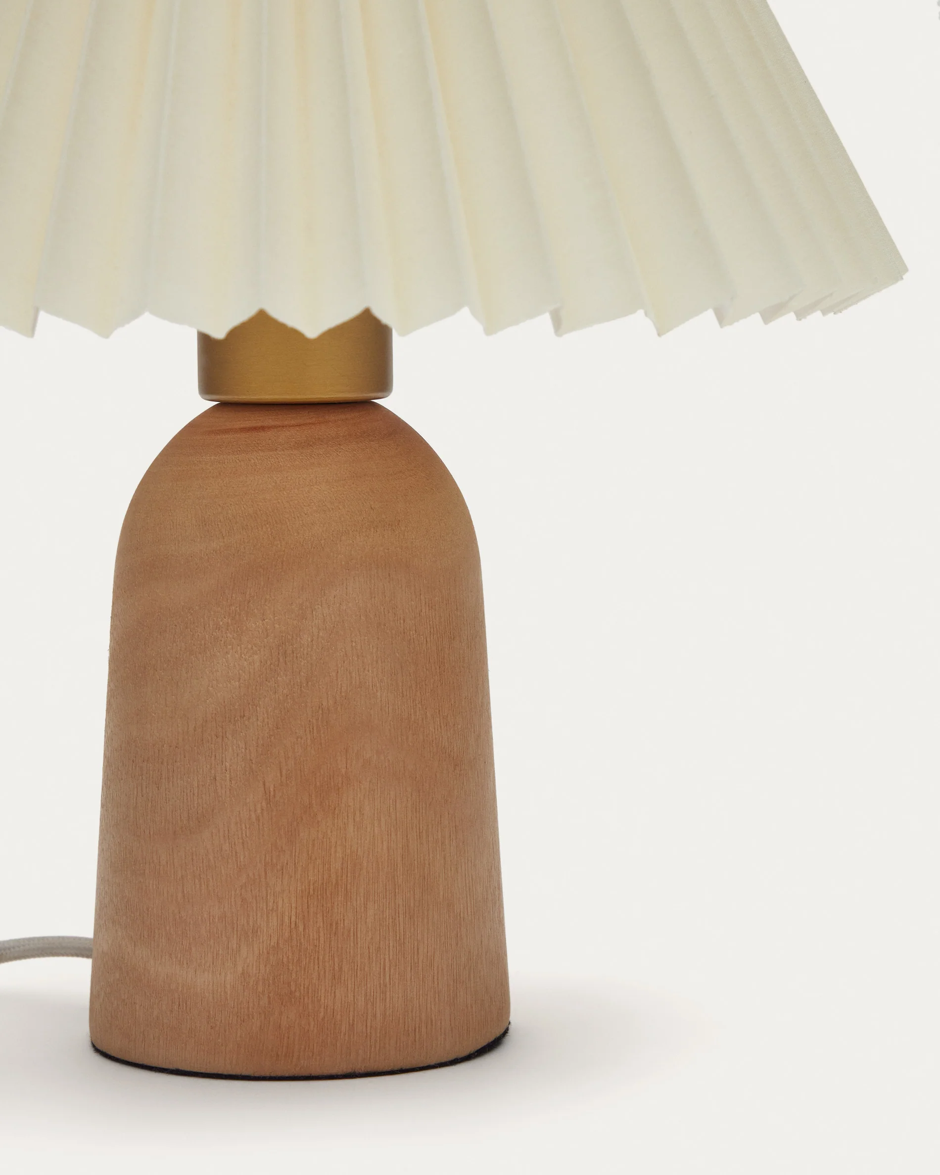 Benicarlo Tischlampe aus Holz mit Finish in Natur und Beige UK - Image 5