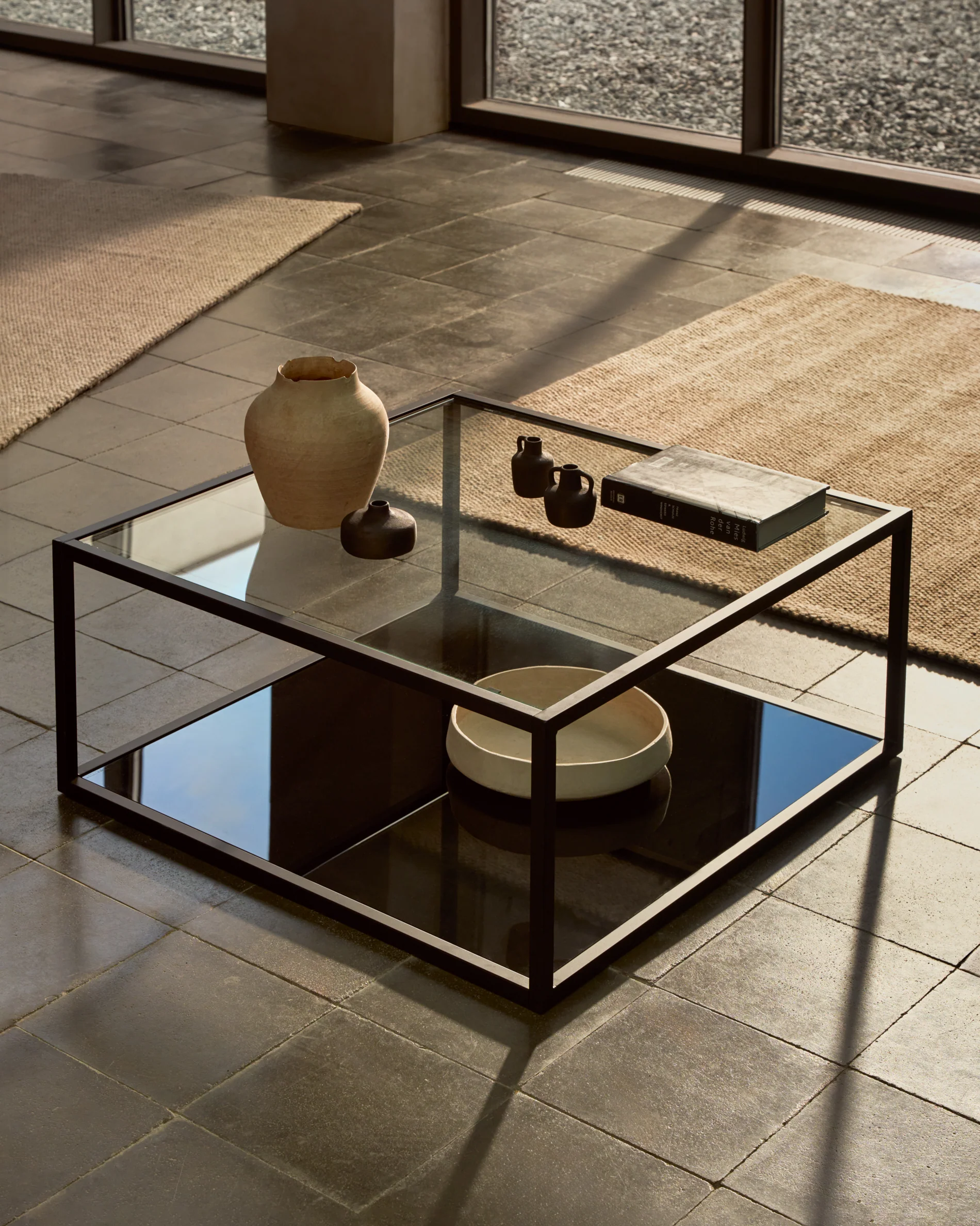 Blackhill Couchtisch 80 x 80 cm aus Glas und Stahl mit schwarzem Finish - Image 3