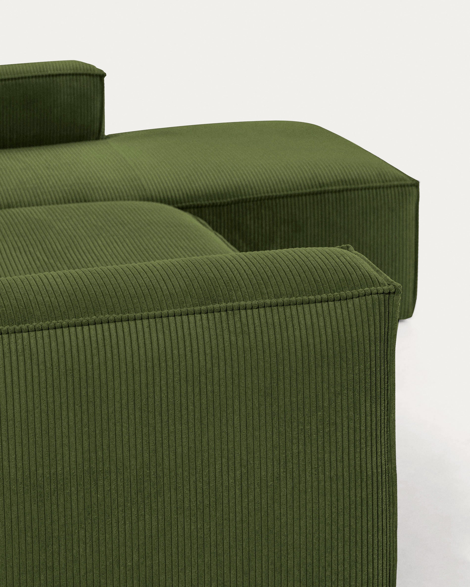 Blok 4-Sitzer-Sofa mit Chaiselongue rechts und breitem Cord grün 330cm - Image 9