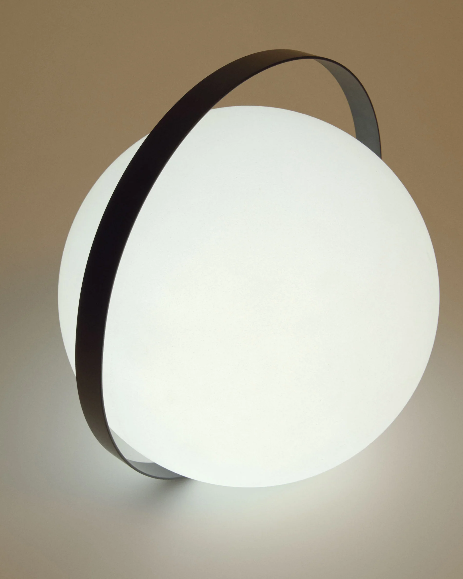 Dinesh Tischlampe mit schwarzem Stahlgriff - Image 5