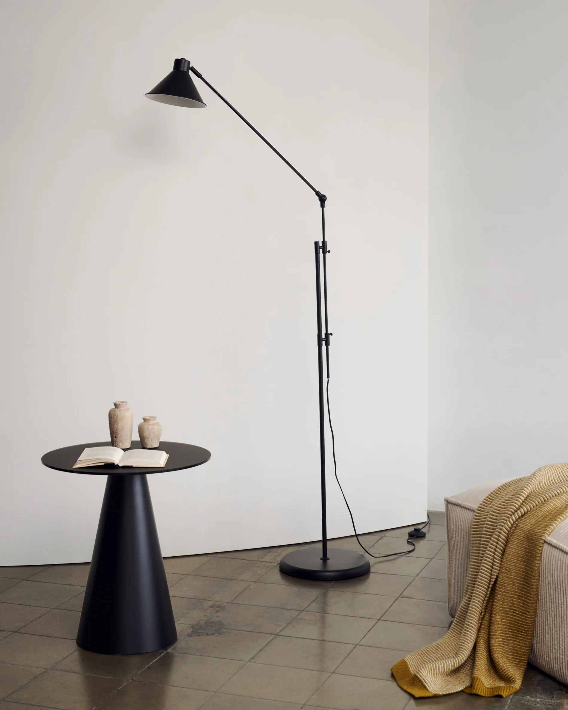 Dione Stehlampe - Image 2