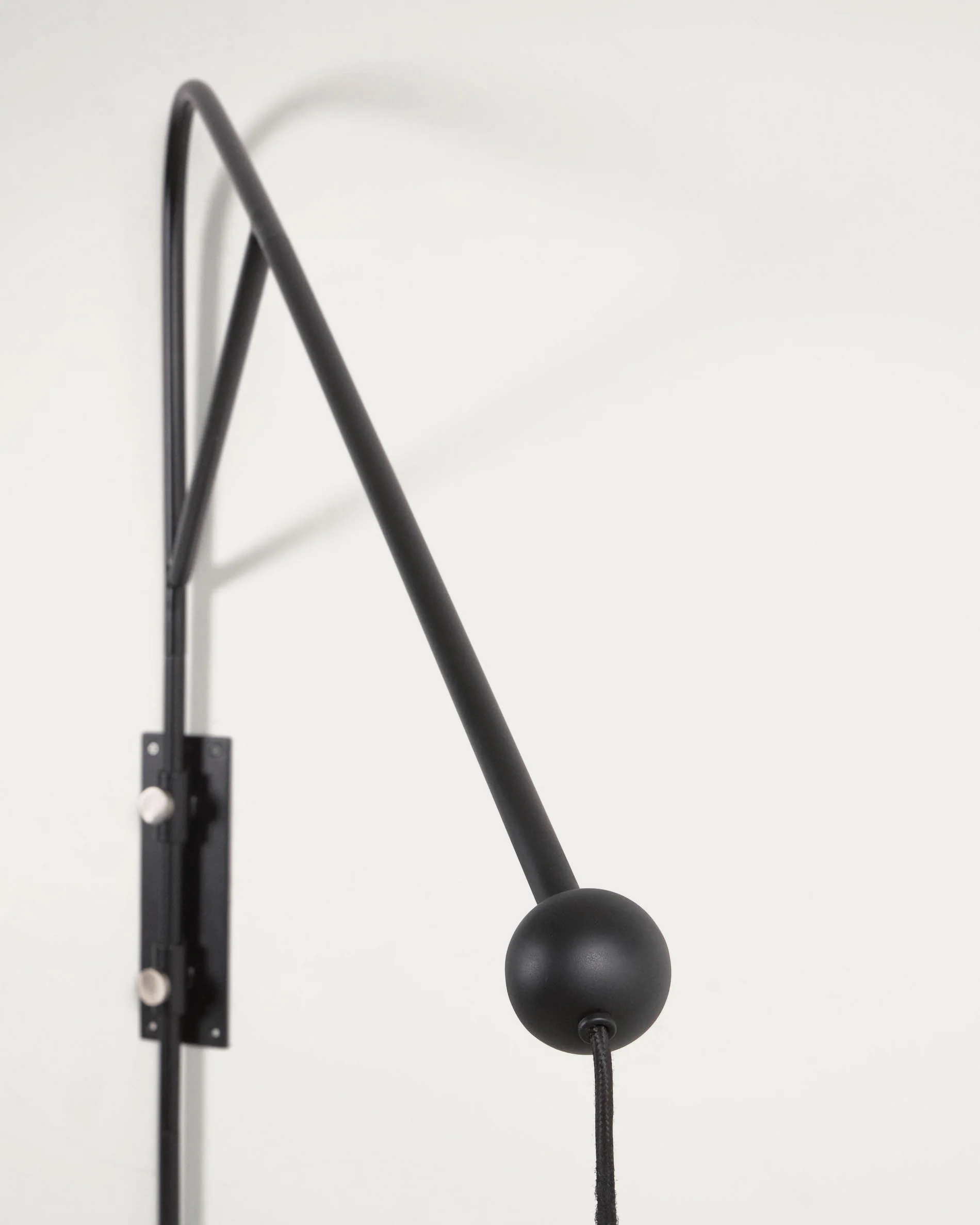 Eleazar Wandlampe aus Metall mit schwarz lackierter Oberfläche - Image 3