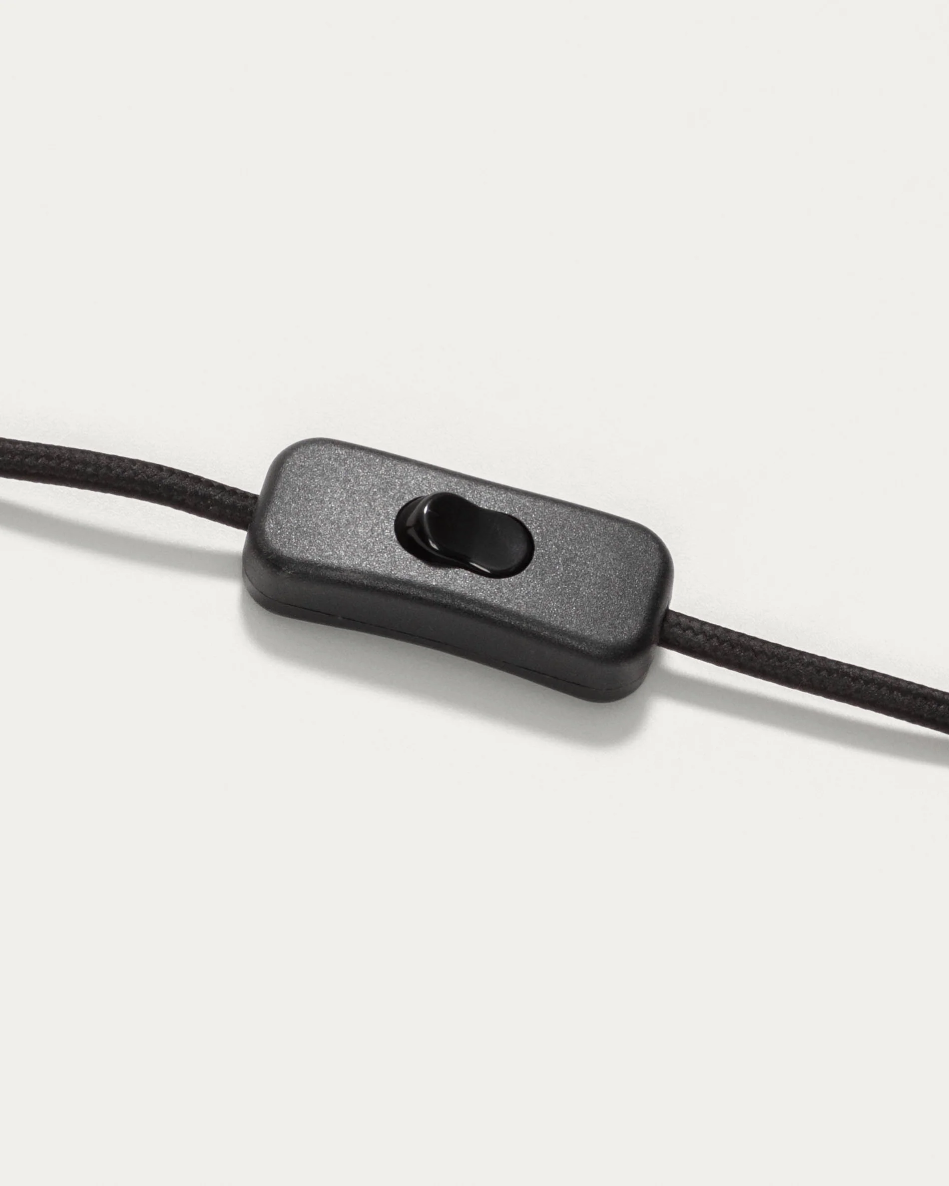 Eleazar Wandlampe aus Metall mit schwarz lackierter Oberfläche - Image 5