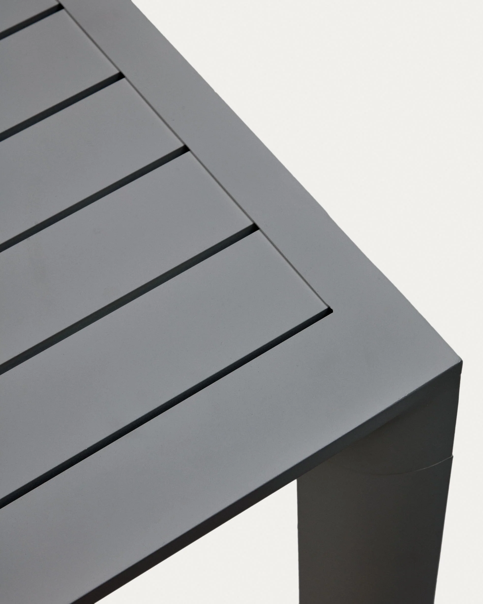 Culip Gartentisch aus Aluminium mit grauem Finish 180 x 90 cm - Image 4