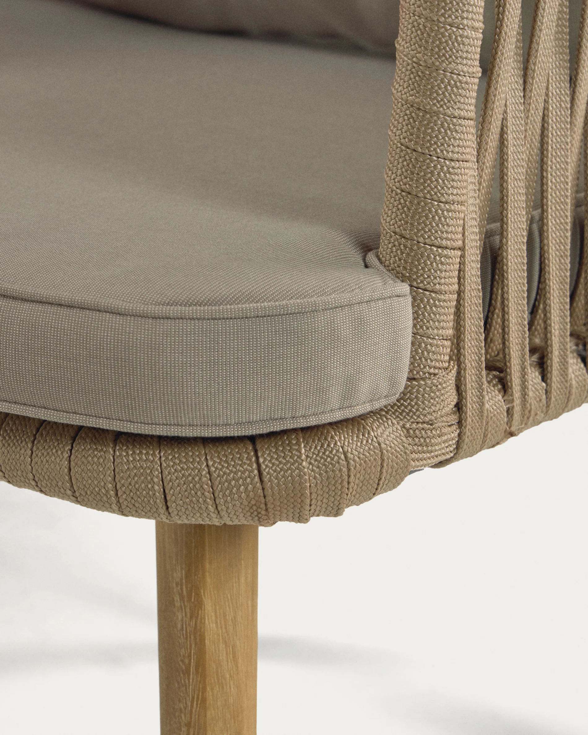 Hemilce Stuhl aus beigem Seil und Beinen aus massivem Akazienholz FSC 100% - Image 9