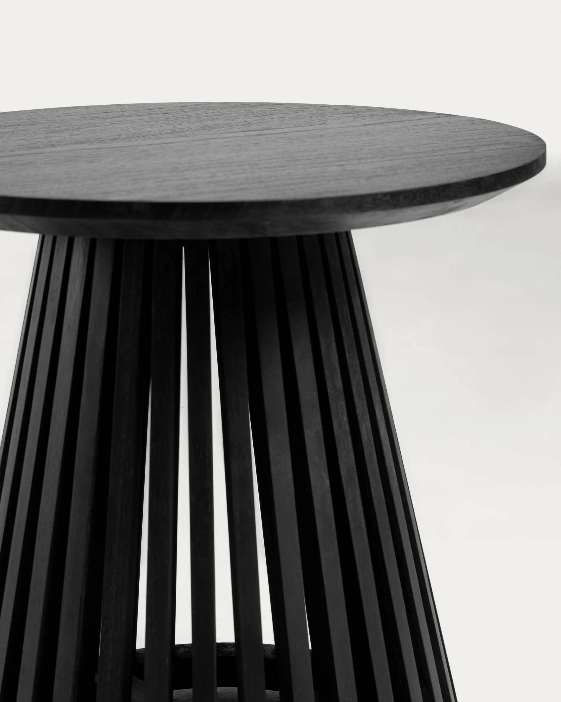 Jeanette Beistelltisch aus massivem Mindiholz schwarz Ø 50 cm - Image 7