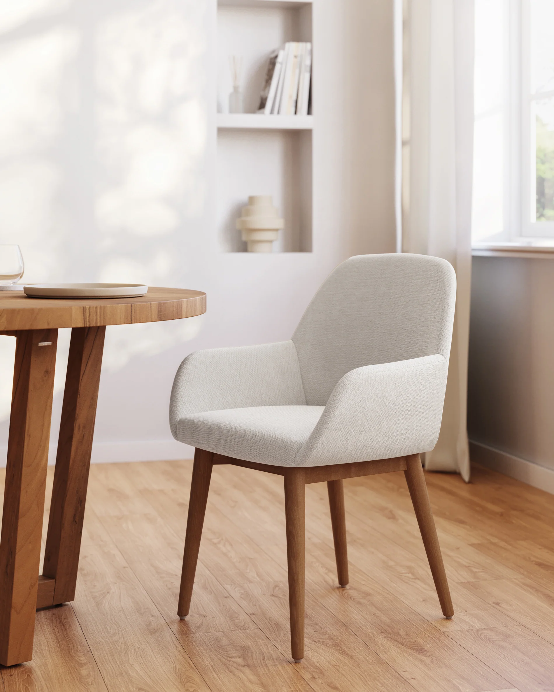 Konna Stuhl in Beige und Beine aus massivem Eschenholz mit dunklem Finish - Image 8