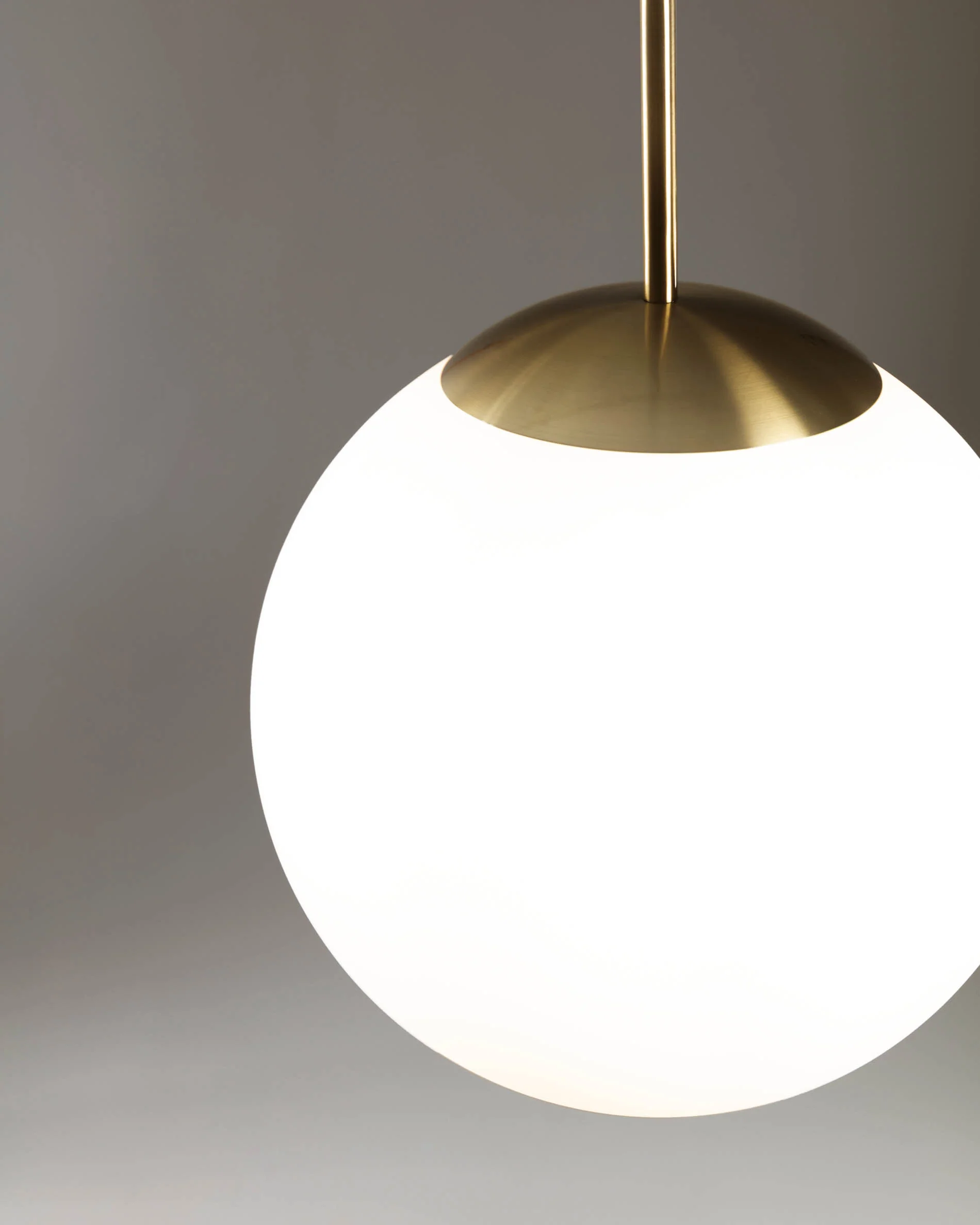 Mahala Deckenlampe aus Stahl und mattiertem Glas - Image 4