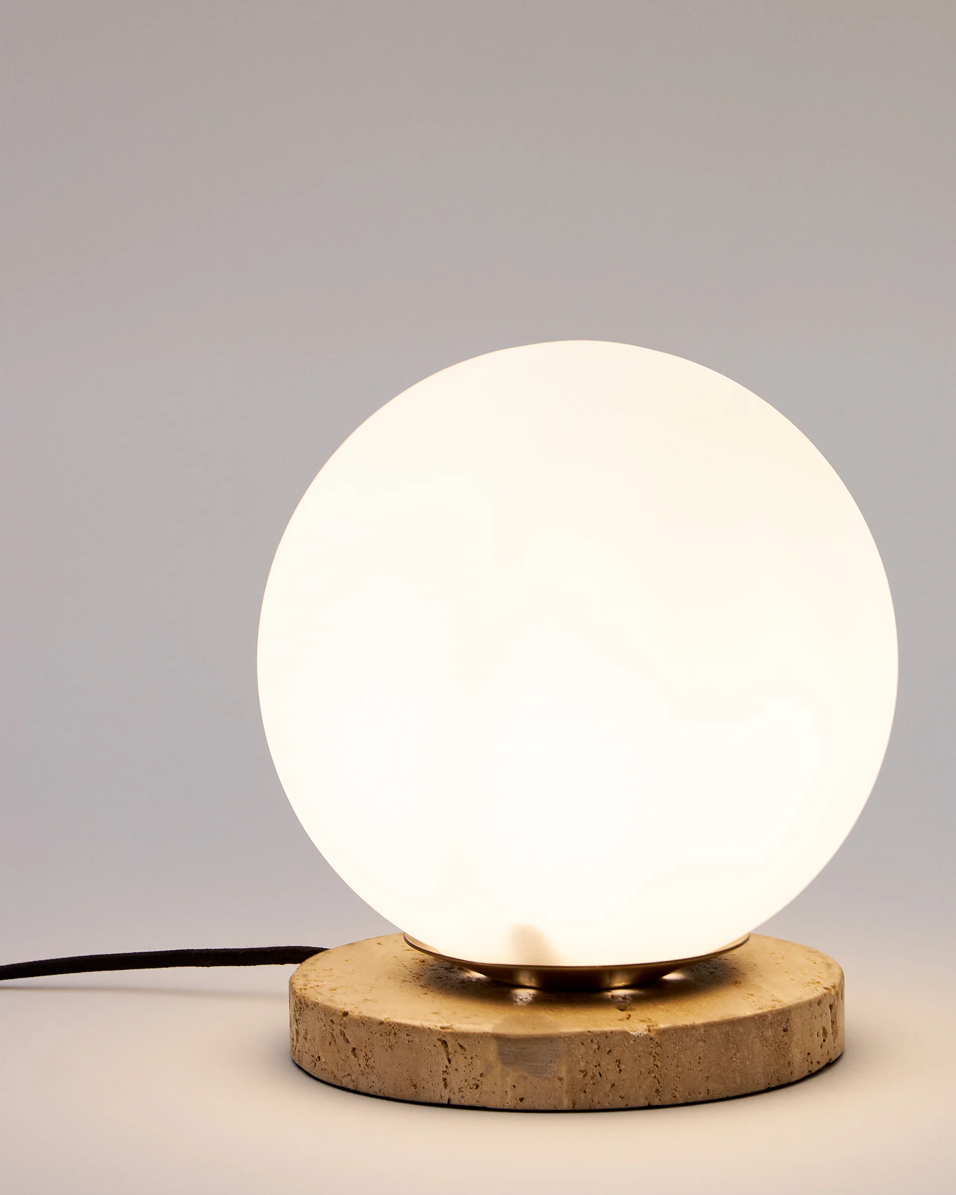 Malachi Tischlampe aus Milchglas und Travertinstein - Image 5