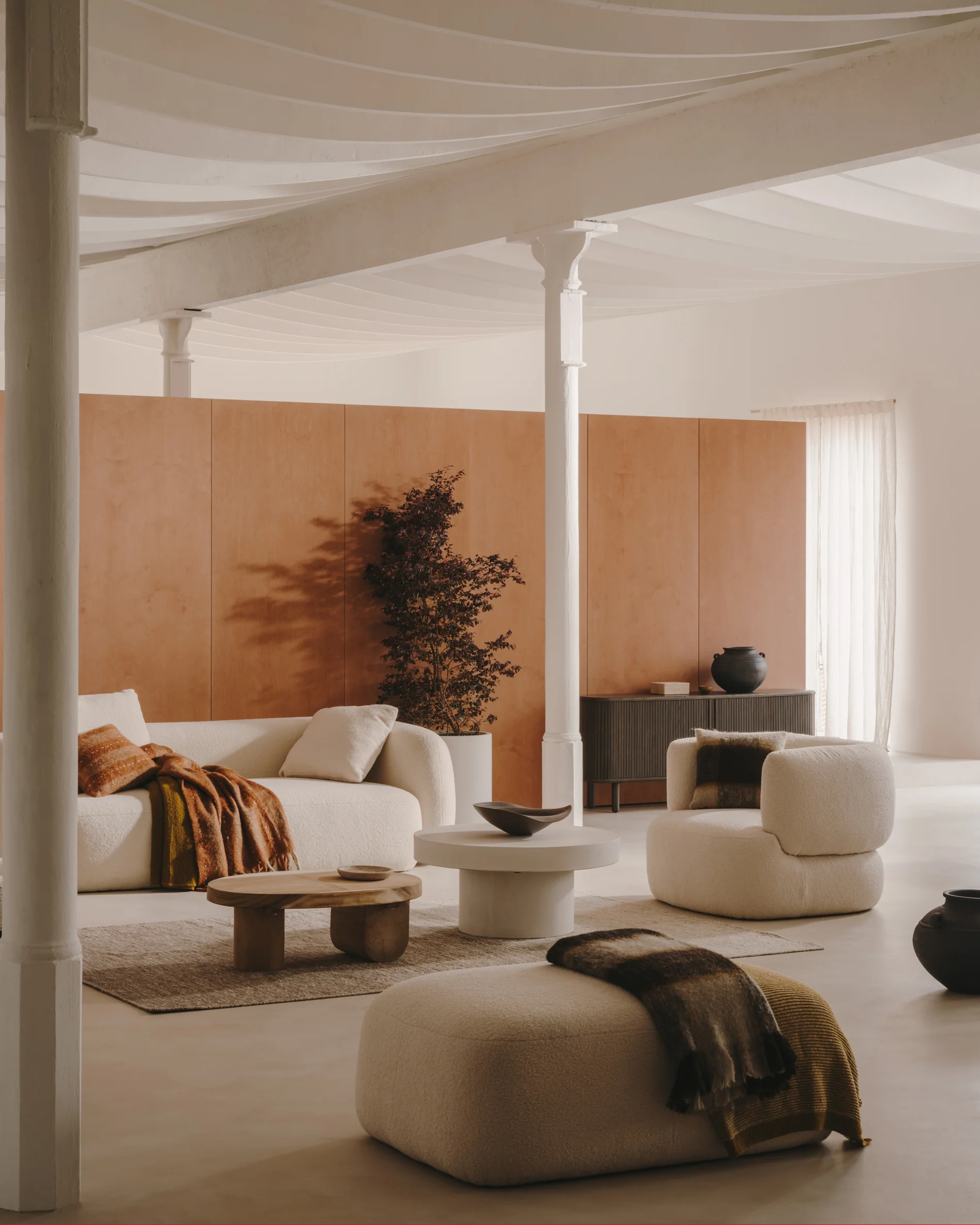 Martina 3-Sitzer-Sofa mit Bouclé in Off-White 246 cm - Image 3