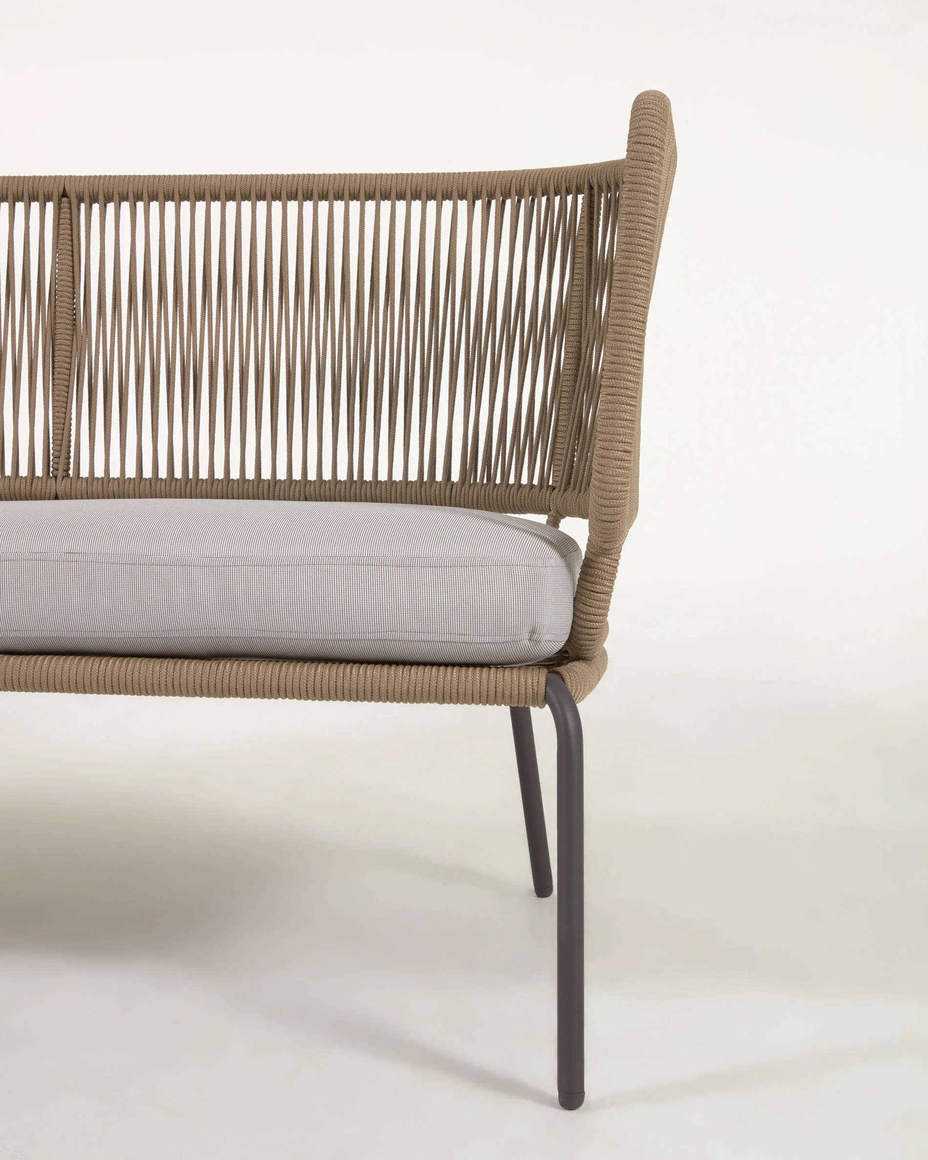 Nadin 2-Sitzer Sofa aus beigefarbenem Seil und Beinen aus verzinktem Stahl 135 cm - Image 8