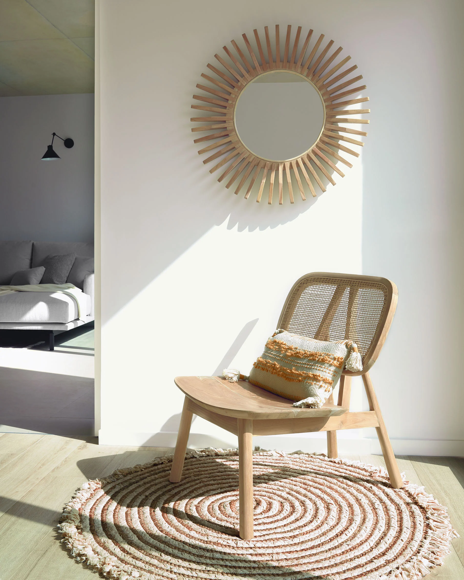 Nadra Sessel aus massivem Teakholz und Rattan - Image 3