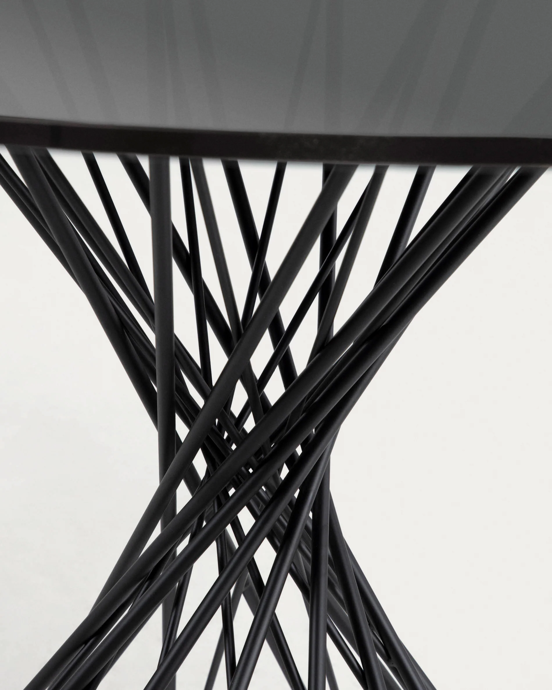 Niut Glas-Tisch Schwarz Ø 120 cm - Image 6