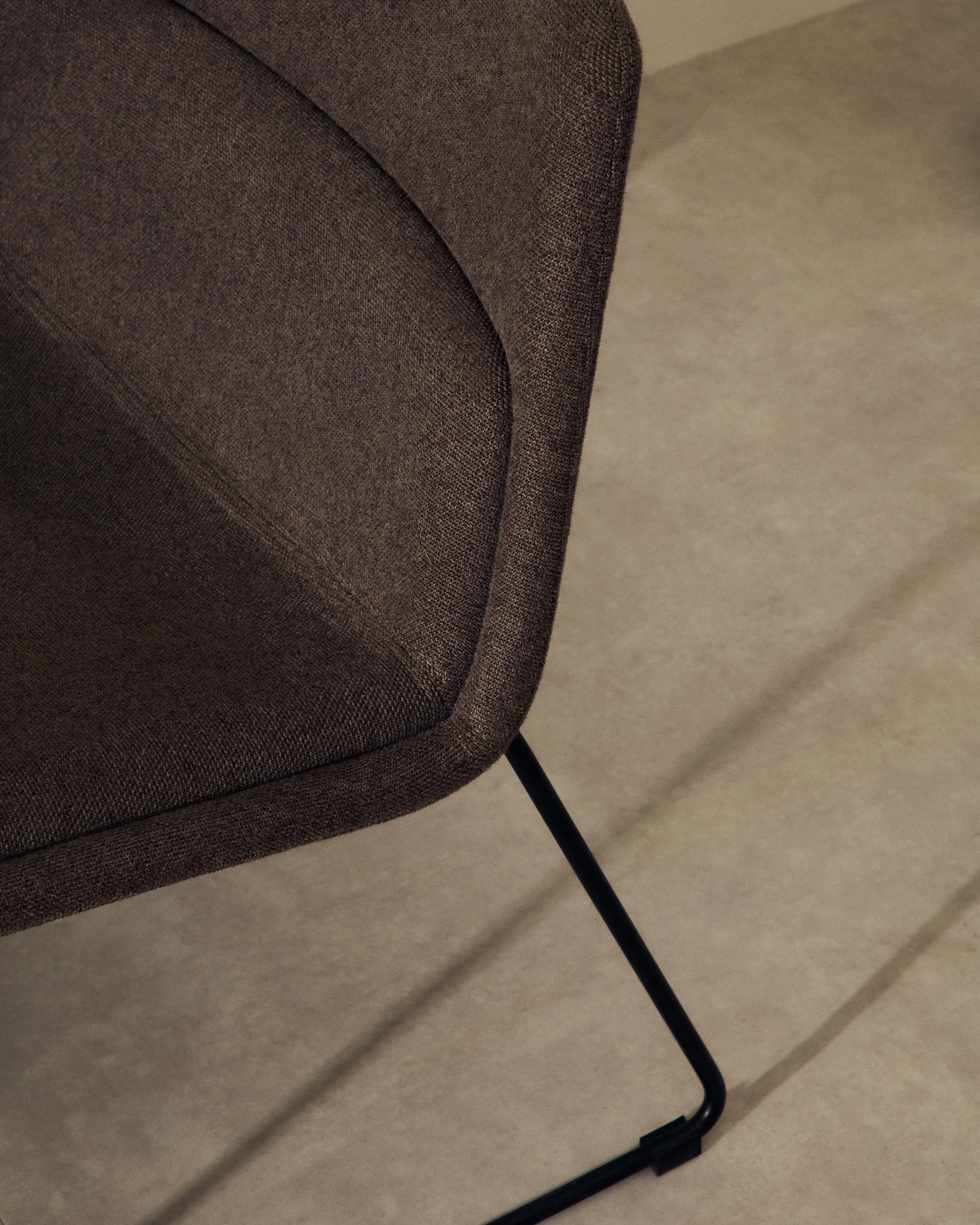Sessel Zahara aus braunem Stahl mit schwarzem Finish FSC 100% - Image 6