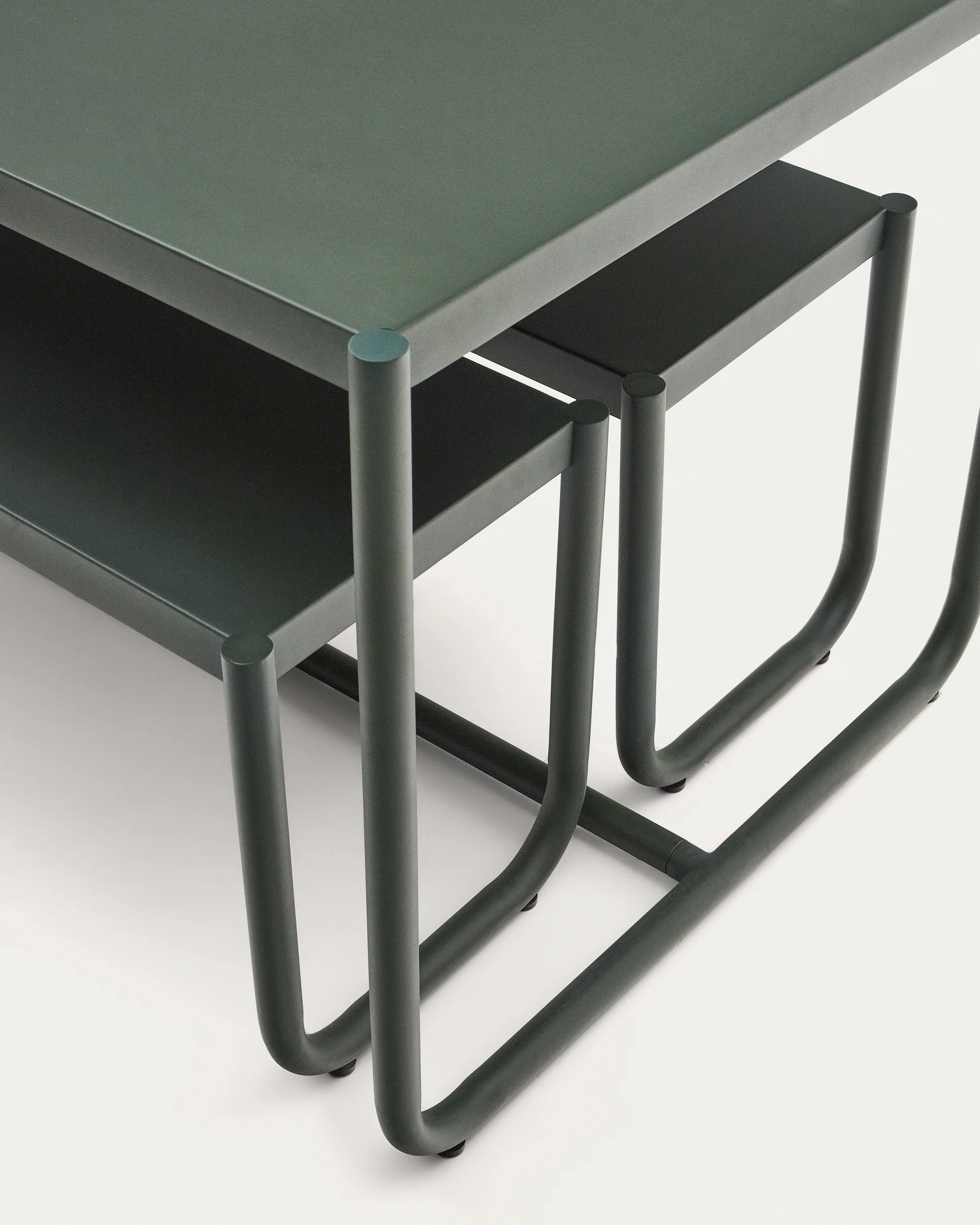 Sotil Set aus 2 Bänken und Tisch aus verzinktem Stahl mit grünem Finish 183 x 83 cm - Image 3