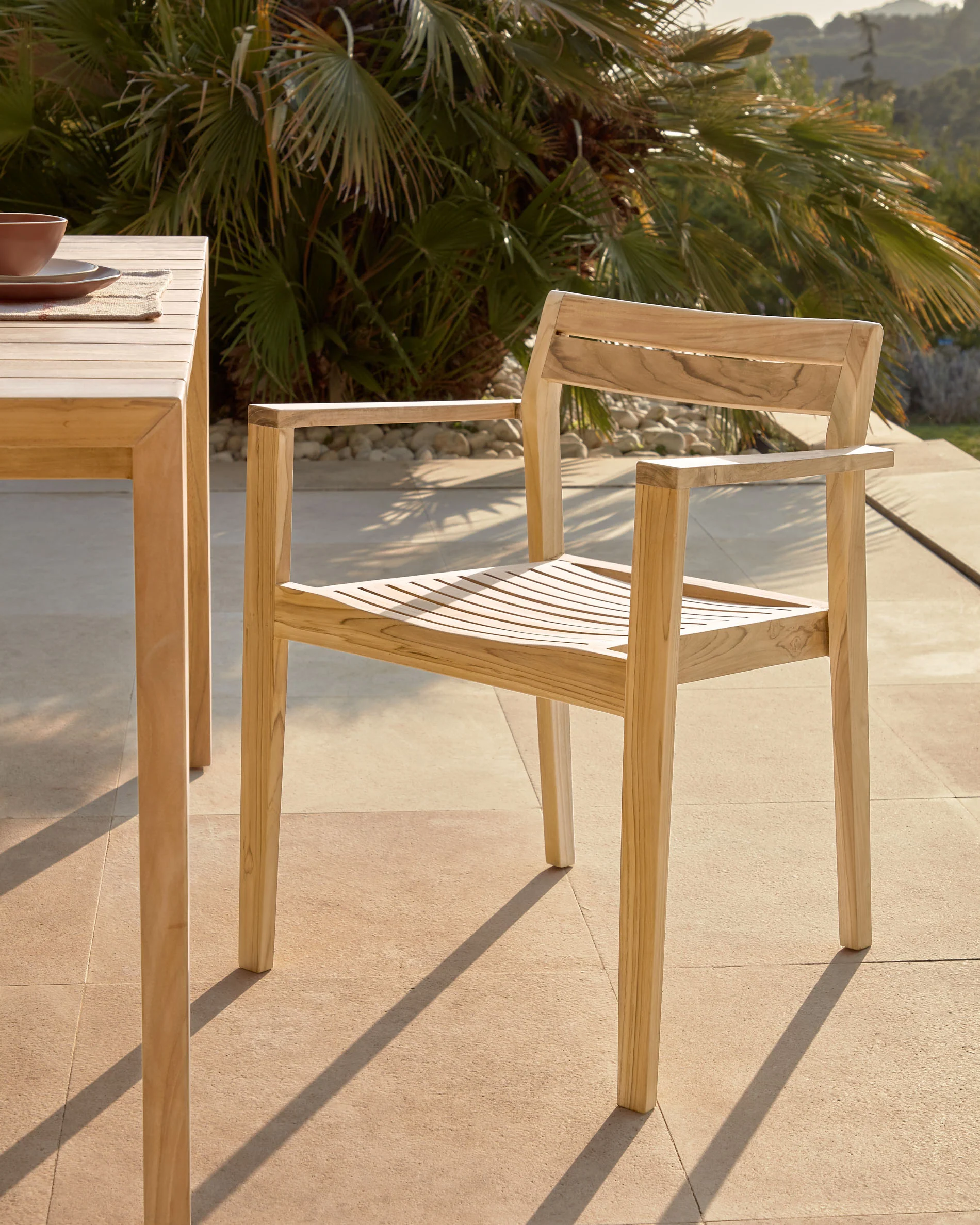 Victoire stapelbarer Gartenstuhl aus massivem Teakholz - Image 3