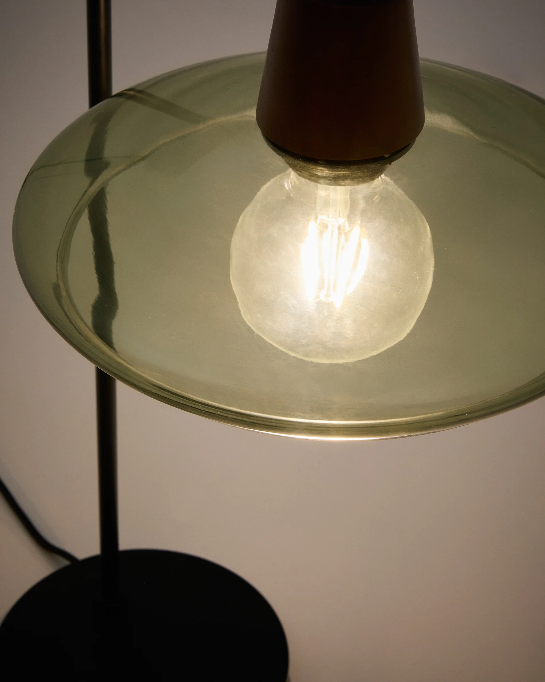Tischleuchte Silex mit Sockel aus Metall und grünem Glas - Image 2