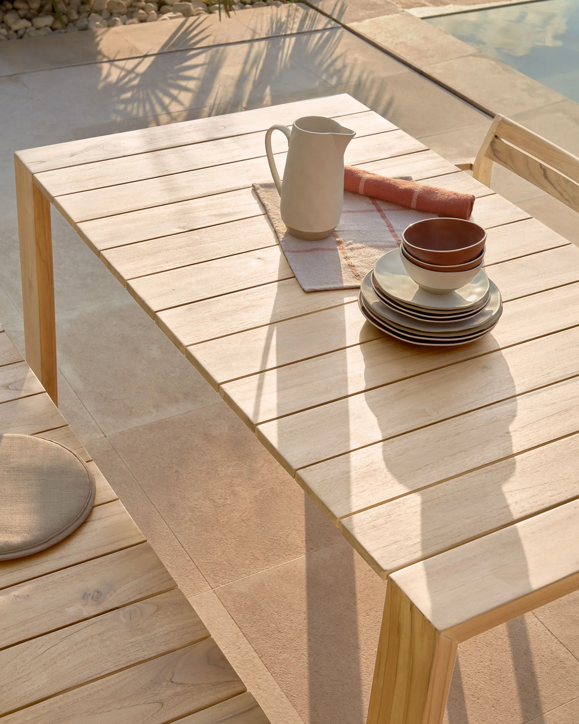 Victoire Outdoortisch aus massivem Teakholz 240 x 110 cm - Image 3