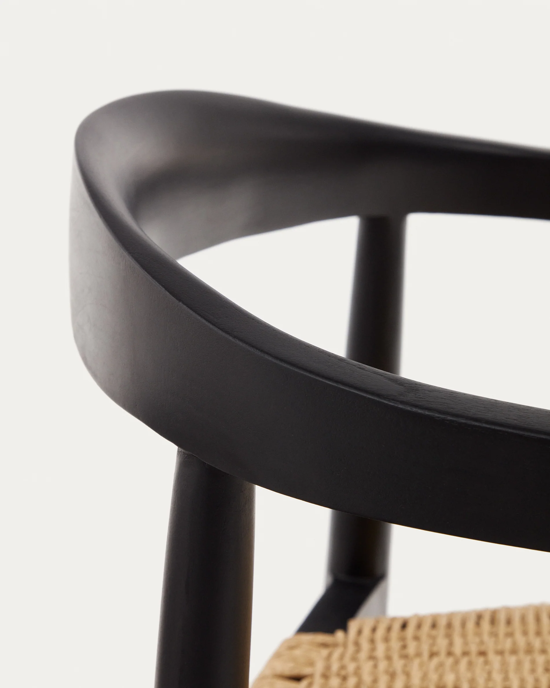 Ydalia stapelbarer Outdoor-Stuhl massives Teakholz schwarz Seil aus synthetischem Rattan - Image 11