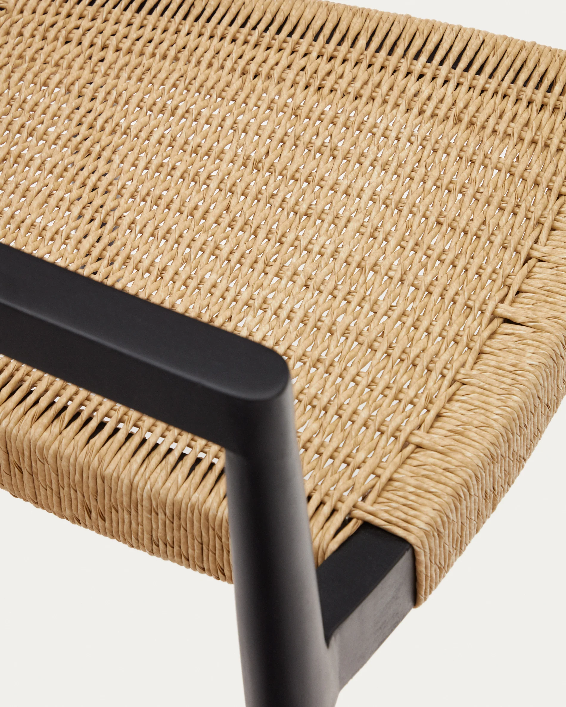 Ydalia stapelbarer Outdoor-Stuhl massives Teakholz schwarz Seil aus synthetischem Rattan - Image 12