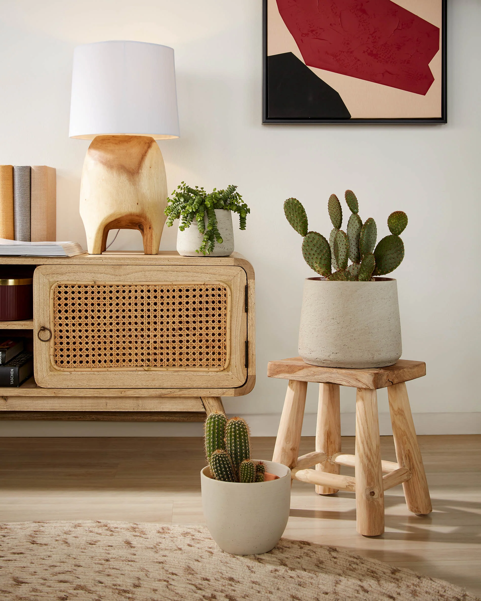 Yumbi Hocker - Image 2