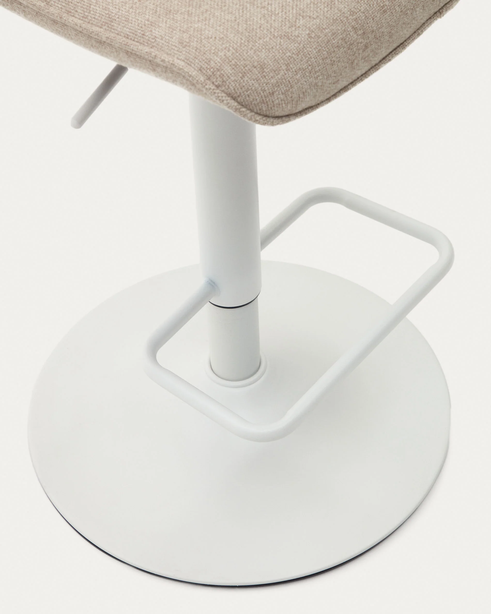 Zenda Hocker Beige - Image 9
