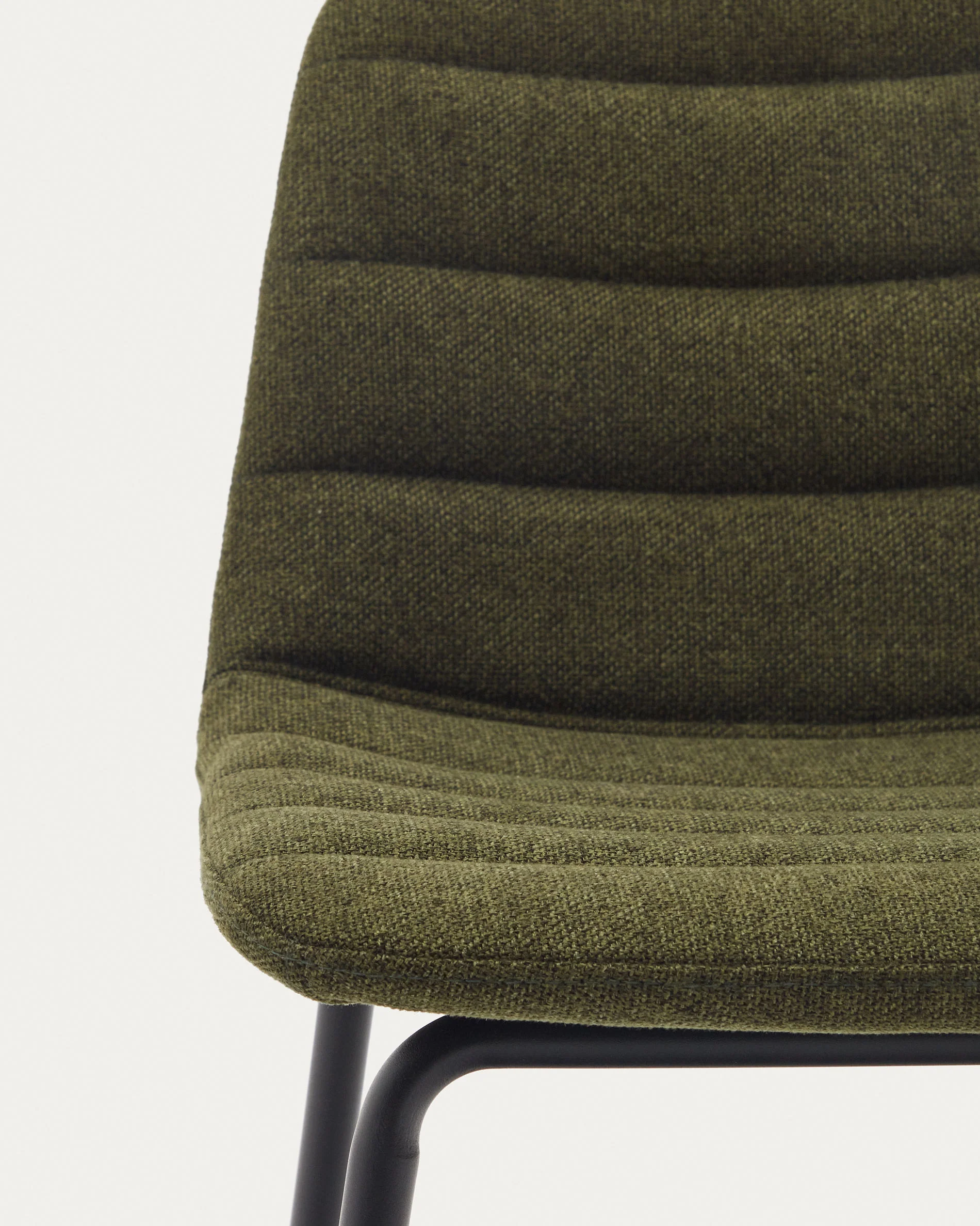 Zunilda Hocker aus dunkelgrünem Chenille und Stahl mit mattschwarzem Finish Höhe 65 cm FSC 100% - Image 7