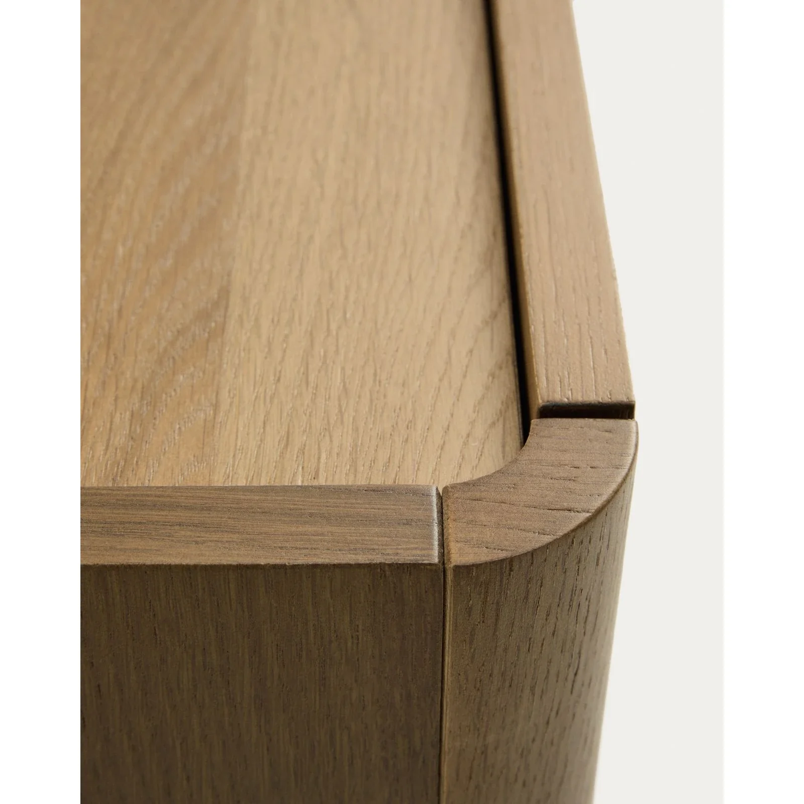 Kommode Arelida aus Furnier und massivem Eichenholz mit hellbraunem Finish 100 x 80 cm FSC Mix Credit - Image 9